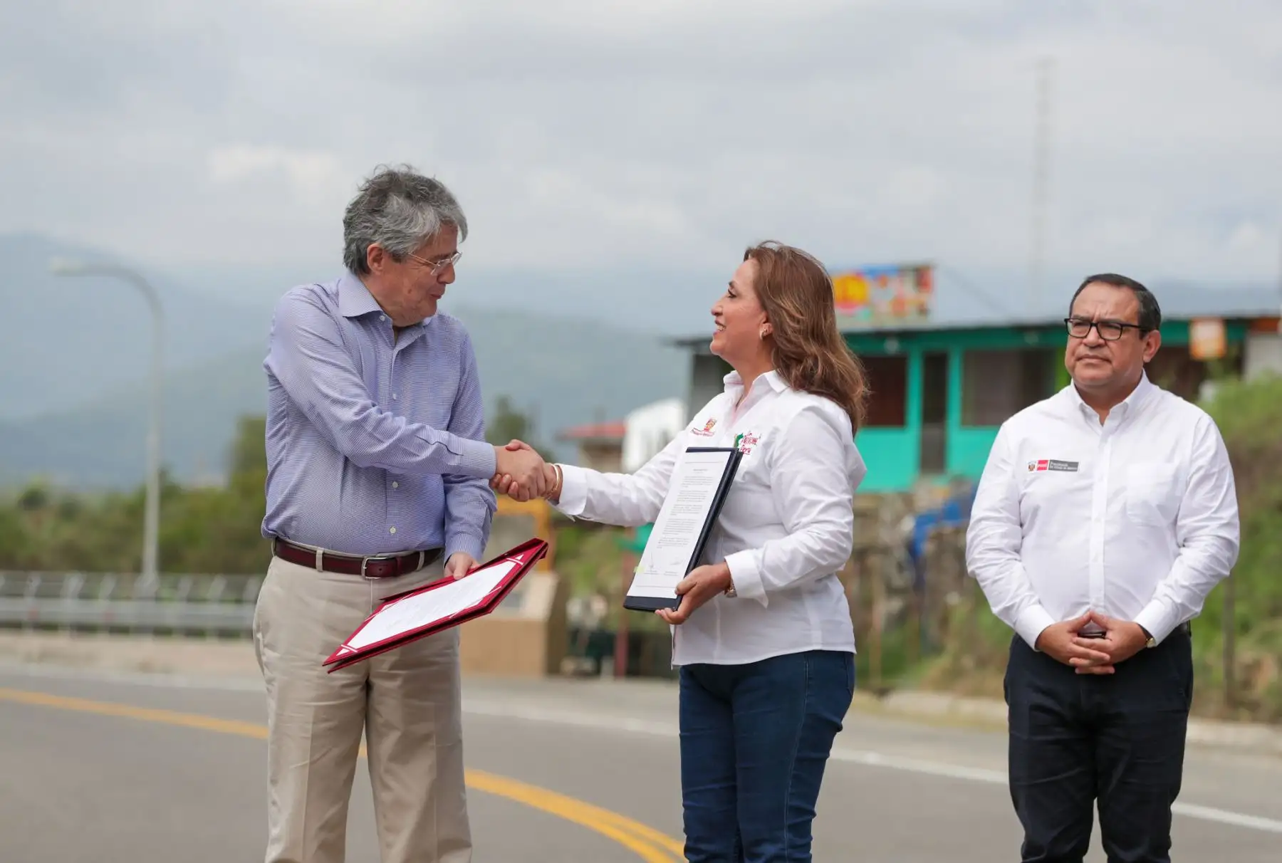 La Presidenta de la República, Dina Boluarte, participa de un encuentro bilateral con el mandatario de Ecuador, Guillermo Lasso, que se desarrolla en la región Piura.
Foto: PCM