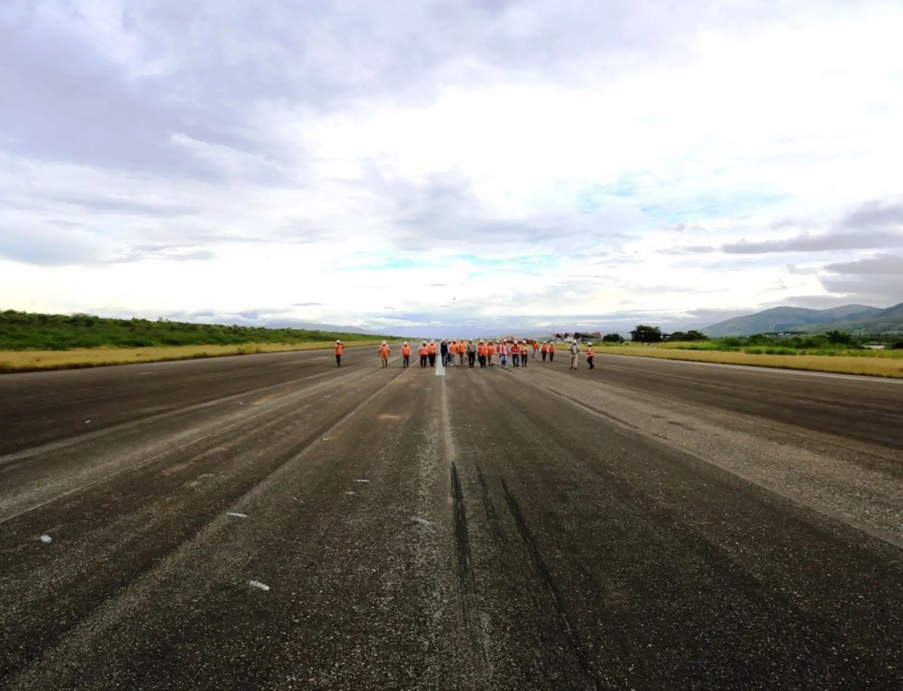 La Cámara de Comercio de Jaén solicitó agilizar la recepción de obras del aeropuerto local, cuyos trabajos concluyeron a fines de mayo, para reanudar los vuelos que conectan a Jaén con el resto del país. ANDINA/Difusión