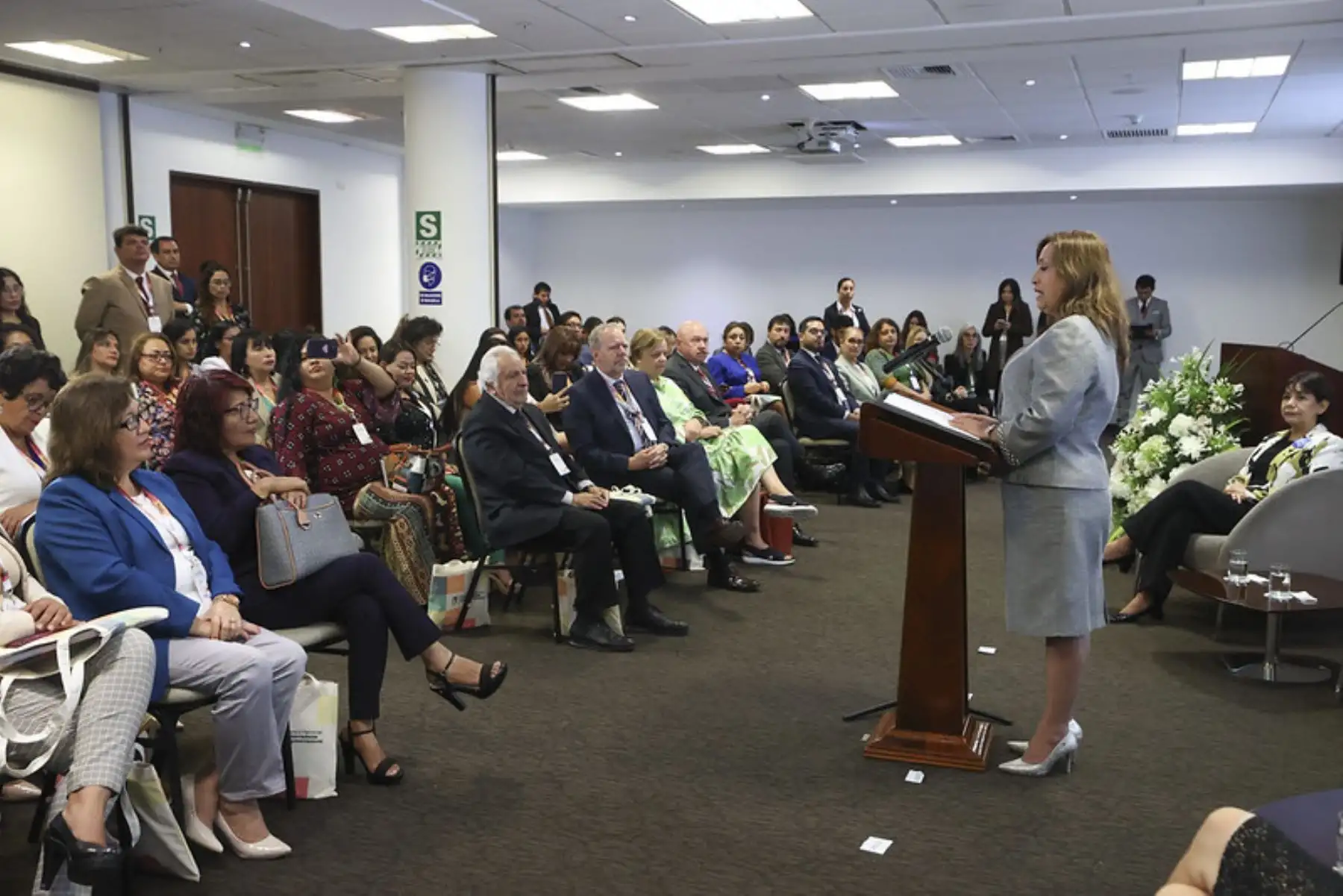 La presidenta Dina Boluarte, participa en el Primer Encuentro Nacional de Gobernadoras y Vicegobernadoras 2023. Foto: ADINA/ Prensa Presidencia