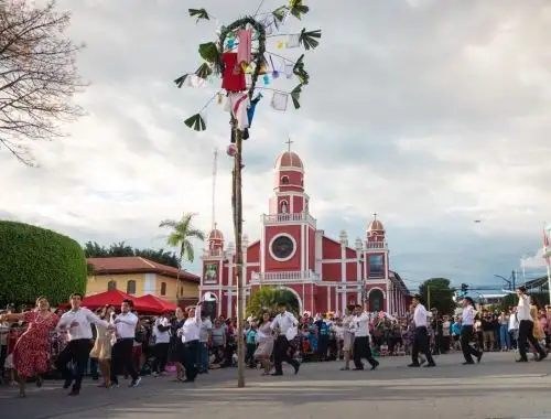 Moyobamba es una de las ciudades de San Martín y de la Amazonía peruana que celebra con desbordante alegría la fiesta de San Juan. La festividad coincide con su Semana Turística. la fecha coincide con su Semana Turística. Foto: Jorge Quevedo