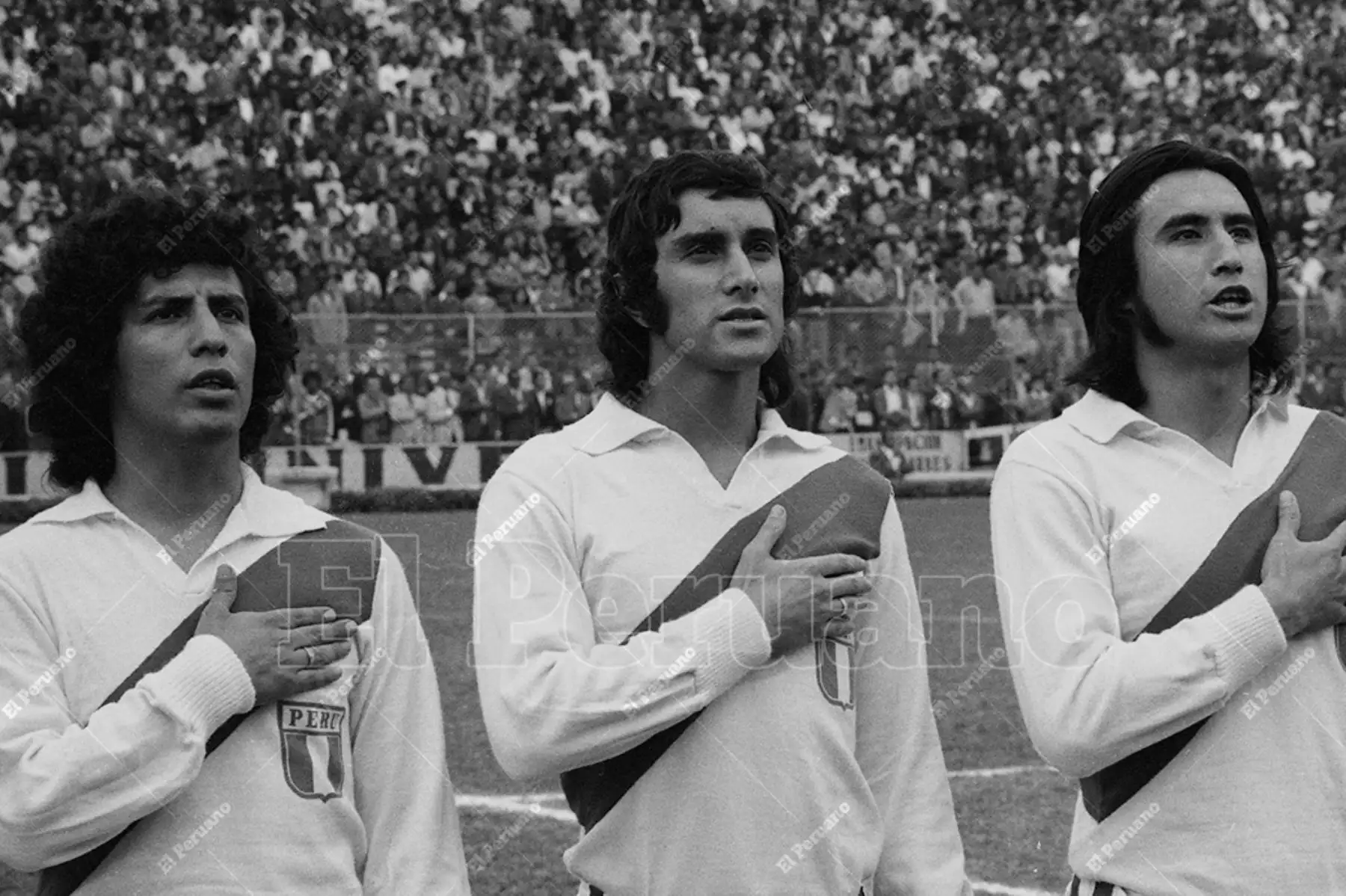 Lima - 7 agosto 1975 / César Cueto, Juan Carlos Oblitas y Percy Rojas, figuras destacadas en el triunfo peruano 3-1 sobre Bolivia por el Grupo B de la Copa América. Foto: Archivo Histórico de El Peruano