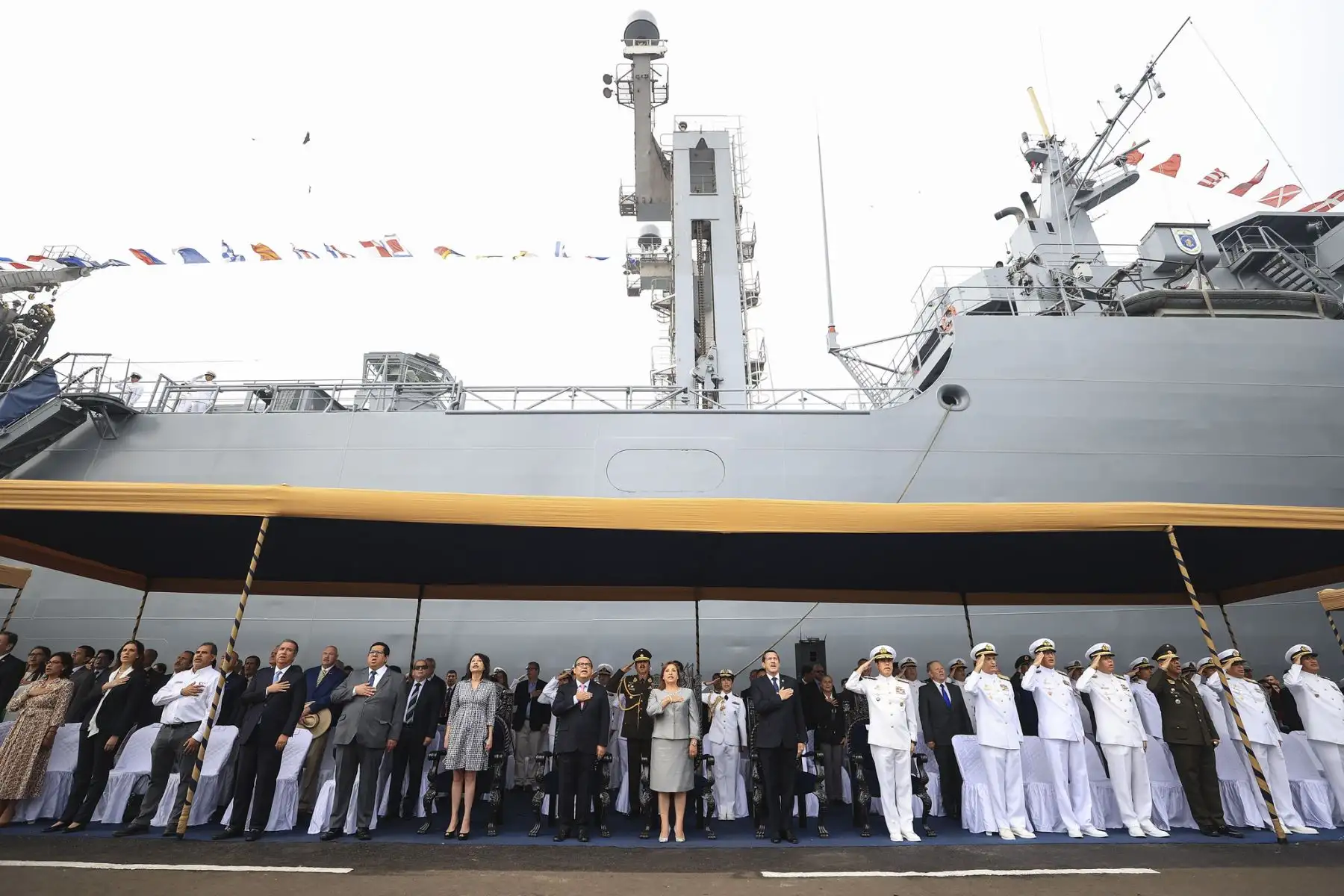 Jefa de Estado, Dina Boluarte, participa en ceremonia de zarpe del Buque Escuela a Vela B.A.P. Unión que dará la vuelta al mundo.
Foto: ANDINA/Prensa Presidencia