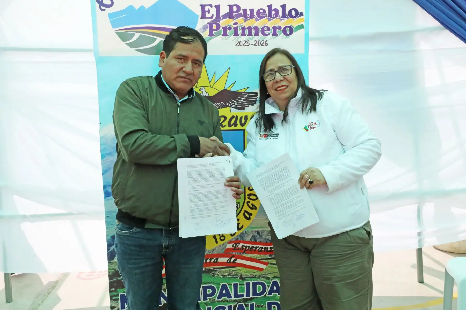 Ministra Nelly Paredes preside Mesa de Diálogo en provincia de Cabdarave, Tacna.

Foto: MIDAGRI