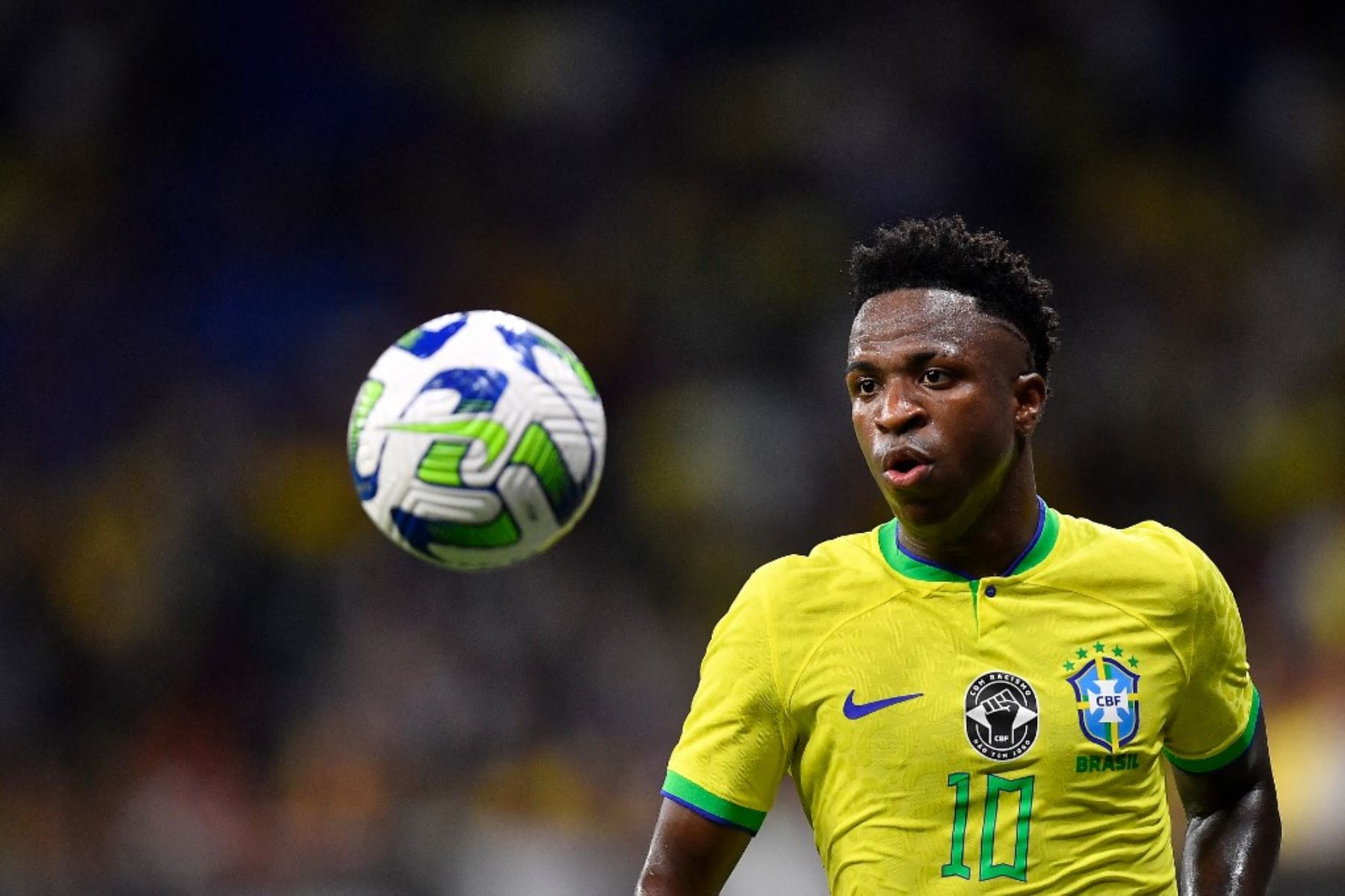 Se observaron varias acciones contra el racismo en el partido amistoso entre Brasil y Guinea