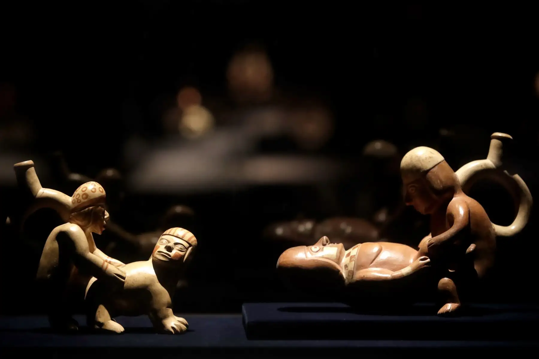 Una variopinta colección de objetos precolombinos de corte erótico es la gran sorpresa que el Museo Larco guarda para sus visitantes, investigadores y curiosos.

Foto:ANDINA/Juan Carlos Guzmán Negrini