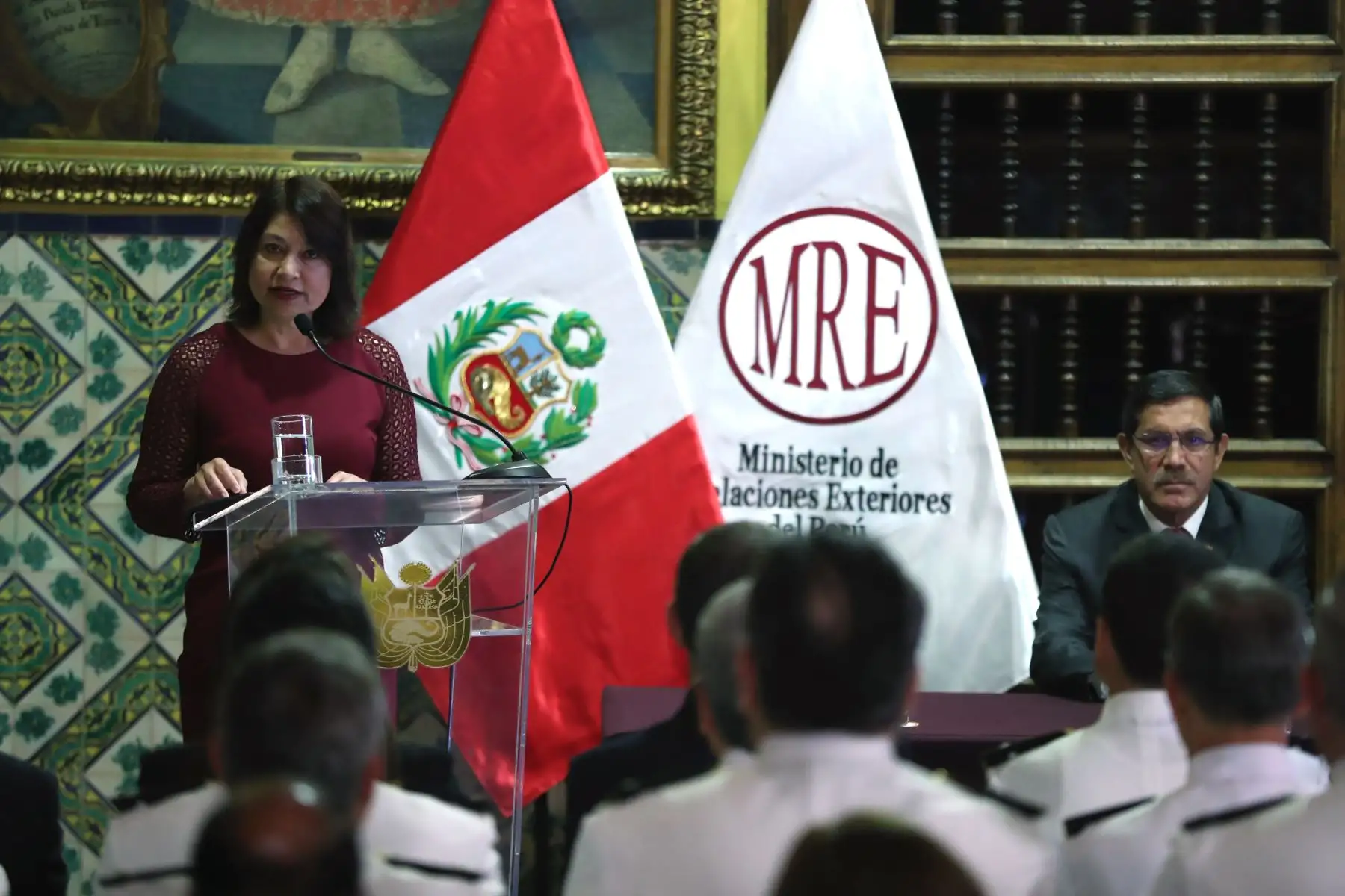 La presentación de la candidatura del Perú se realizó en el palacio de Torre Tagle en el Centro de Lima, y contó con la participación de los ministros de Relaciones Exteriores y de Defensa, Ana Cecilia Gervasi y Jorge Chávez. Foto: ANDINA/Daniel Bracamonte