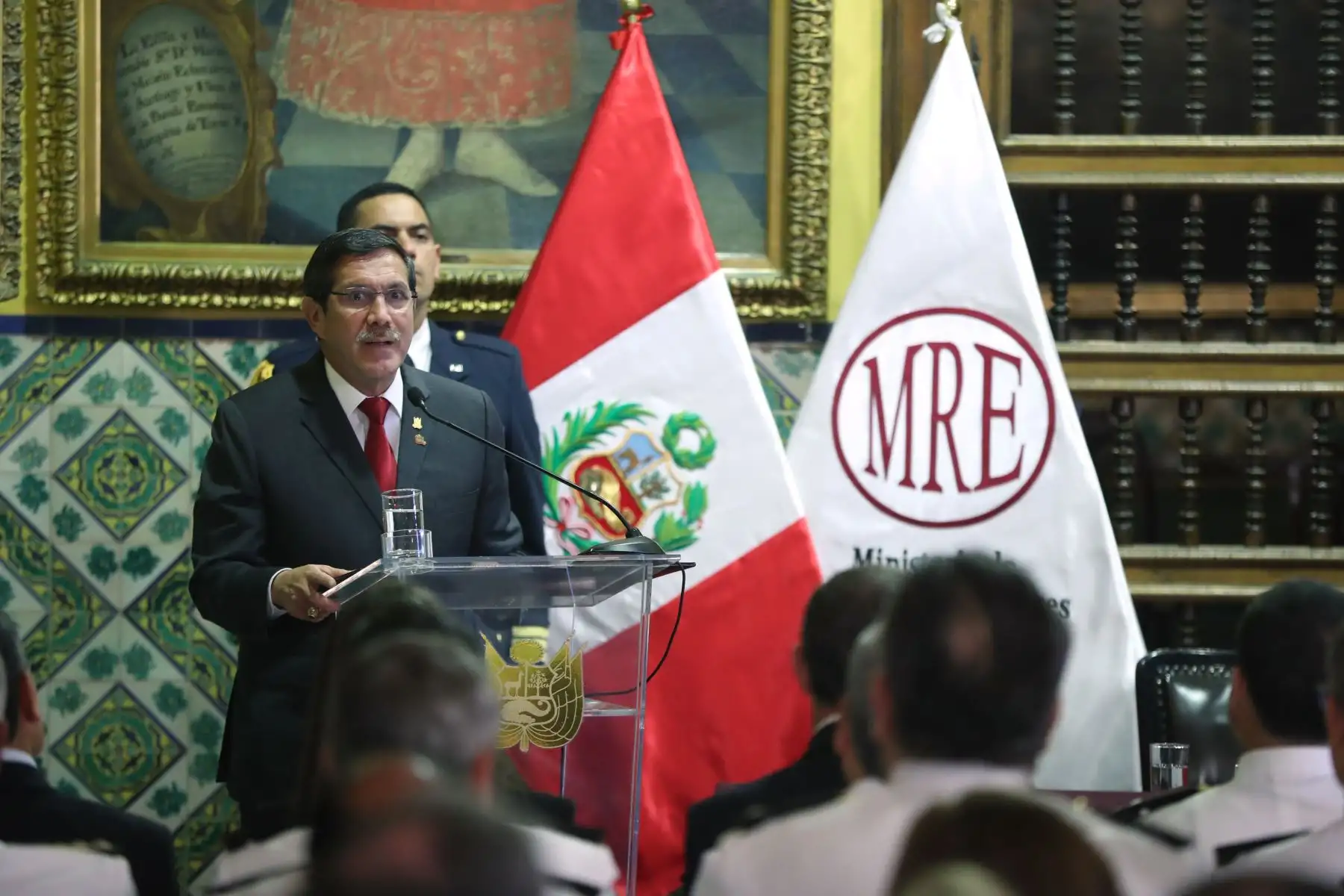 La presentación de la candidatura del Perú se realizó en el palacio de Torre Tagle en el Centro de Lima, y contó con la participación de los ministros de Relaciones Exteriores y de Defensa, Ana Cecilia Gervasi y Jorge Chávez. Foto: ANDINA/Daniel Bracamonte
