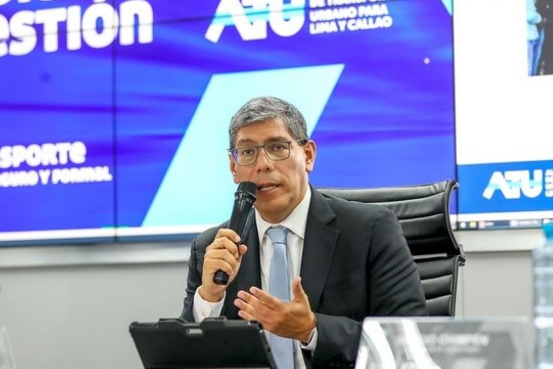 El jefe de la ATU, José Aguilar, dijo que las infracciones que aplican al transporte informal se sustentan en marco legal vigente. Foto: ANDINA/Difusión.