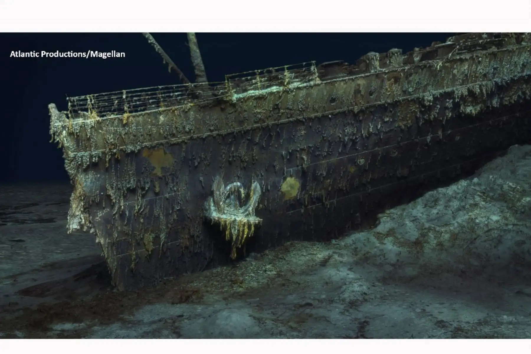 Vista del Titanic en el Océano Atlántico creada utilizando mapas de aguas profundas. El primer escaneo 3D de tamaño completo del naufragio del Titanic puede revelar más detalles sobre el fatídico viaje del transatlántico a través del Atlántico hace más de un siglo. Foto: AFP