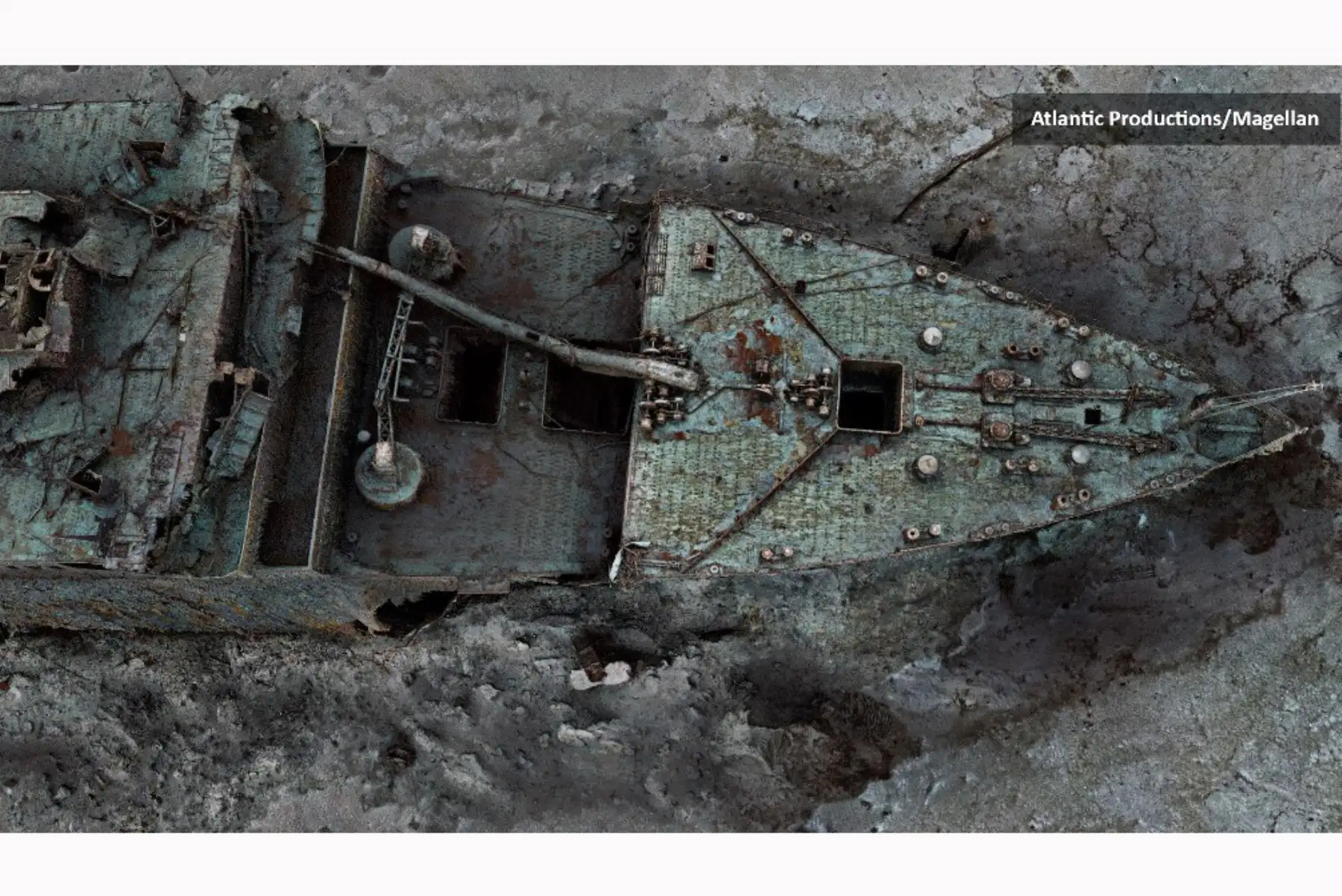 Las imágenes de alta resolución reconstruyen el naufragio que se encuentra a una profundidad de casi 4.000 metros (13.100 pies) con gran detalle y se crearon utilizando mapas de aguas profundas. Foto: AFP