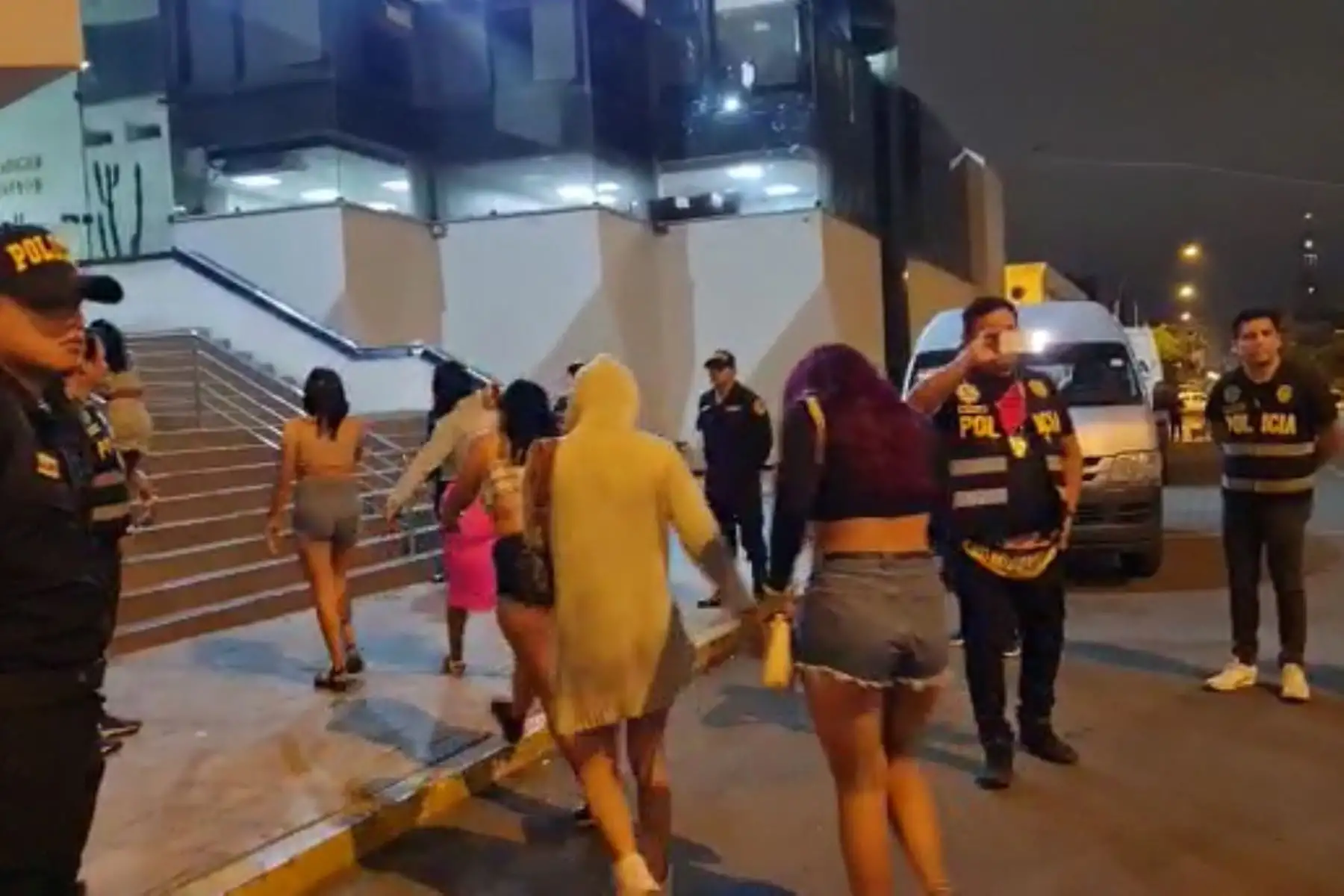 Las víctimas (25 venezolanas y una colombiana) eran engañadas con falsas promesas de trabajo y luego las amenazaban para cumplir esa labor.