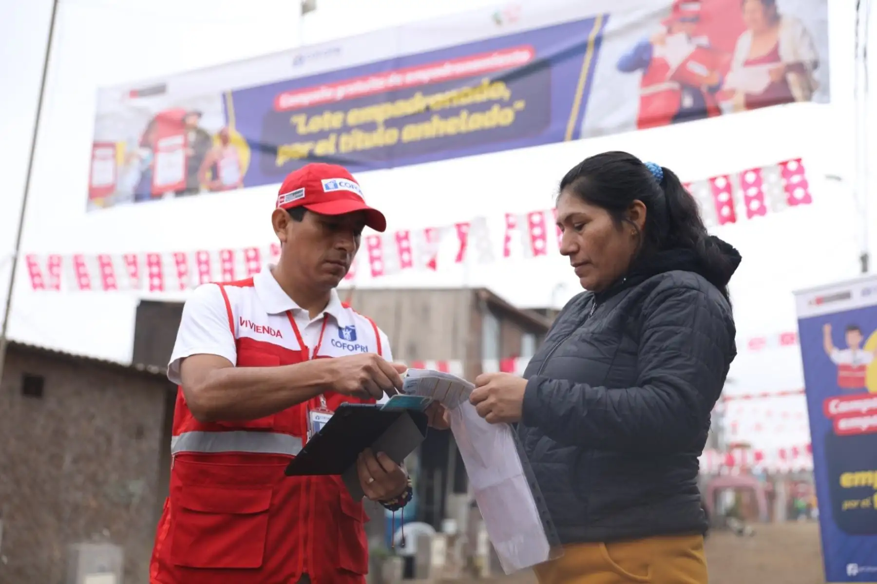 Campaña de empadronamiento de más de 1,000 lotes en Tumbes para su formalización. Foto:Cortesía.