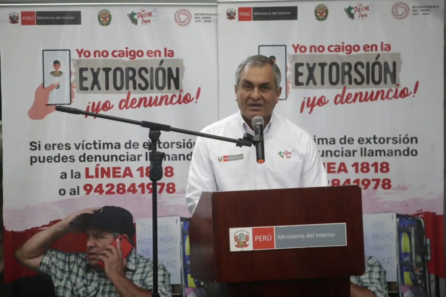 En la actividad participan el ministro del Interior, Vicente Romero; el comandante general de la Policía Nacional del Perú, Gral. de Policía Jorge Angulo; el Director Nacional de Investigación Criminal, Gral. PNP Óscar Arriola, entre otras autoridades. Foto: ANDINA/ Juan Carlos Guzman