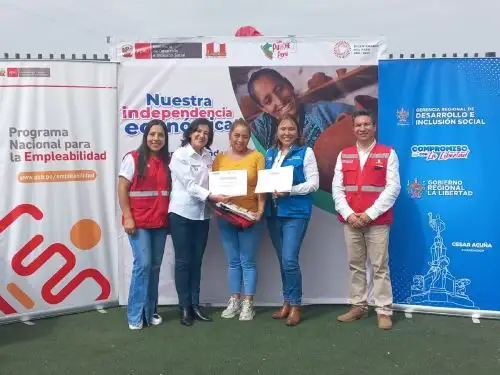 La Libertad: Madres del programa Juntos culminan con éxito curso de plan de negocios para mejorar sus emprendimientos  Foto: Juntos