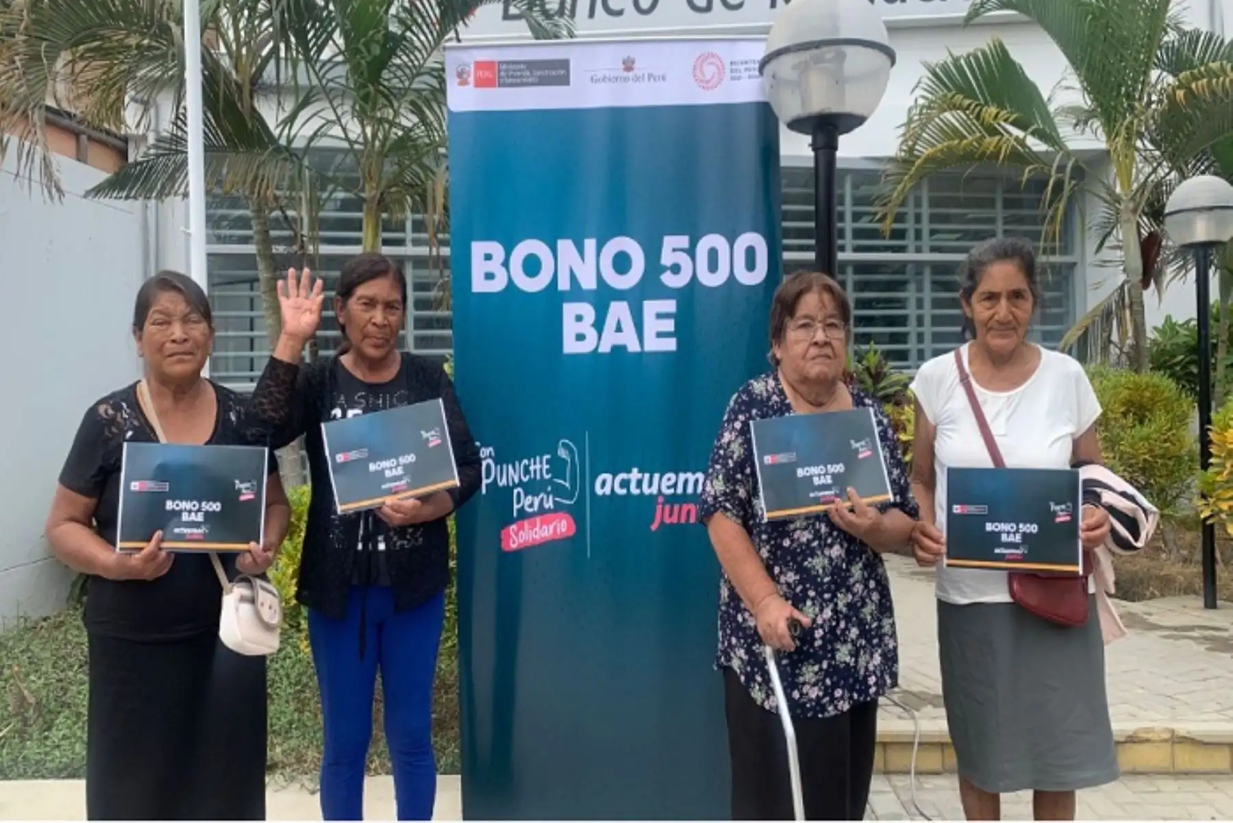 Esta ayuda económica consta de S/ 500 mensuales por un lapso máximo de dos años.