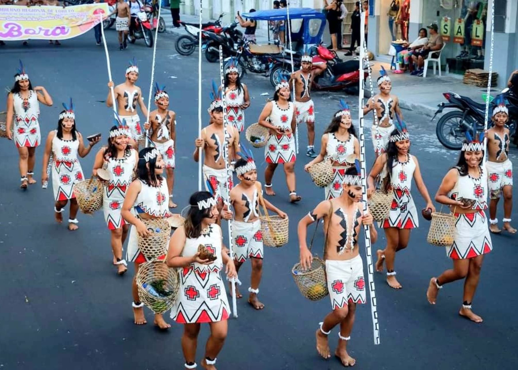 Iquitos, la capital de Loreto, ya vive un ambiente jolgorio por la Fiesta de San Juan, la mayor celebración de los pueblos de la Amazonía peruana. La fecha central se celebrará mañana sábado 24 de junio. Foto: Elvis Noronha