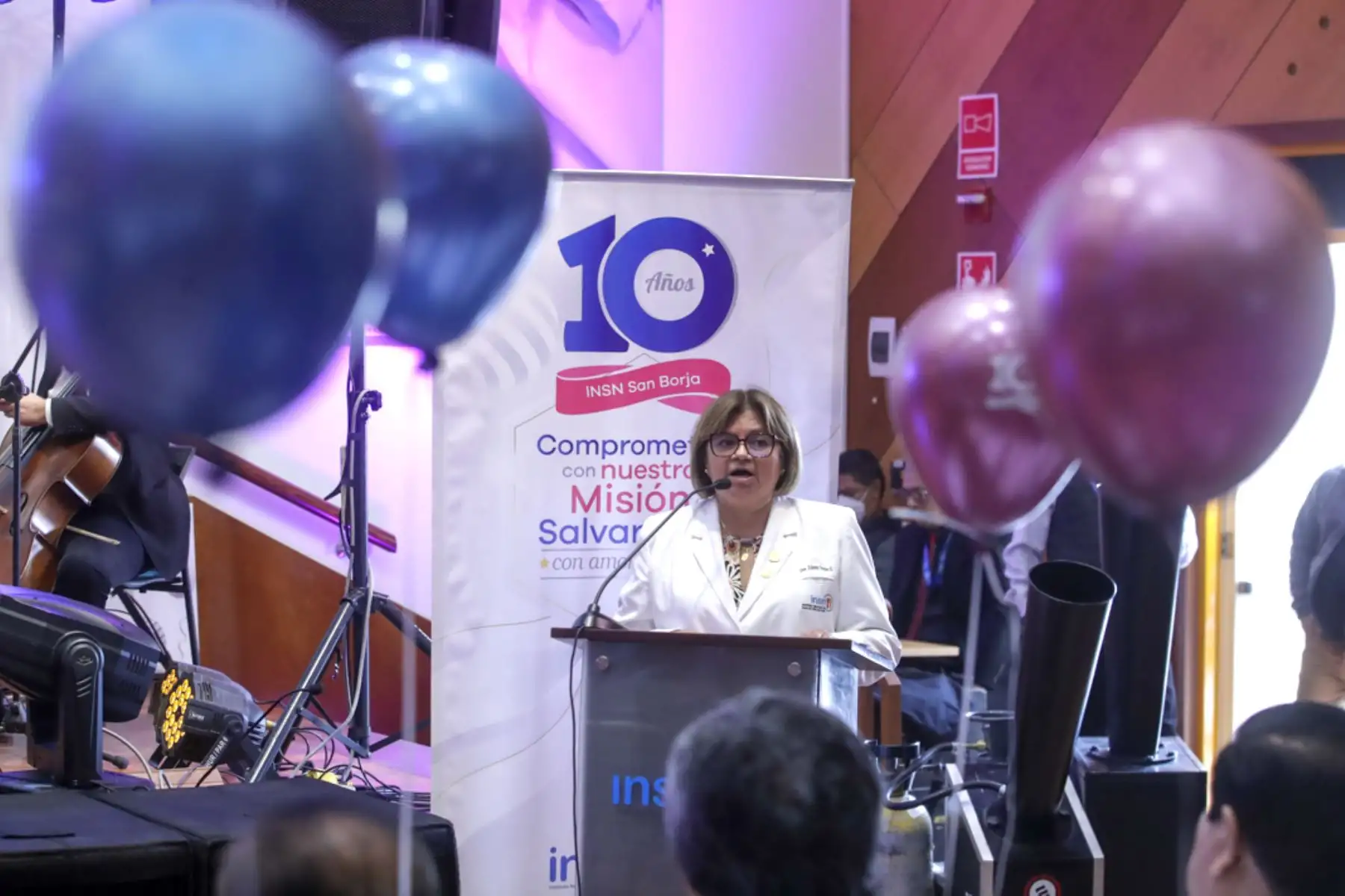 Celebración por el décimo aniversario del Instituto Nacional de Salud del Niño San Borja, encabezada por su directora Elizabeth Zulema Tomas Gonzáles.

Foto:ANDINA/Juan Carlos Guzmán Negrini