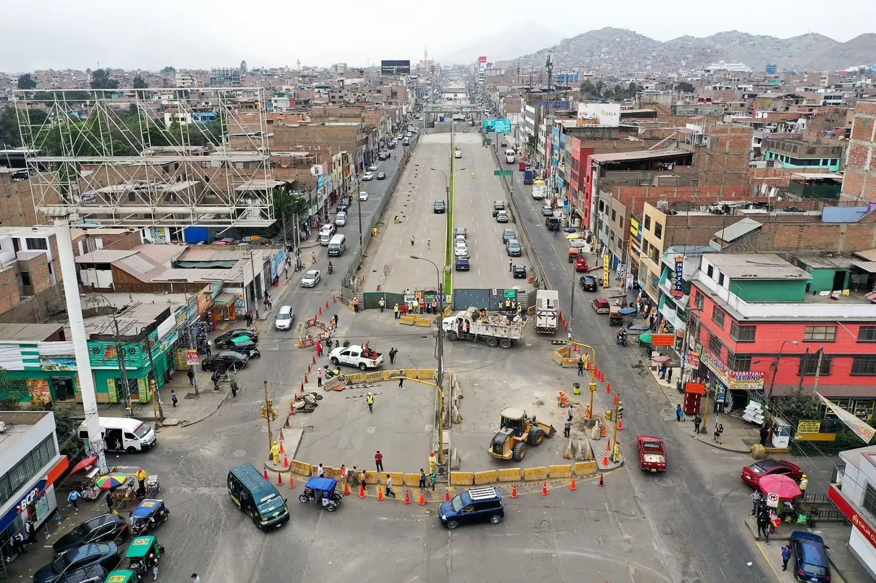 Liberación de vías permitirá la normalización de las actividades comerciales y vecinales en la zona de la Carretera Central y Nicolás Ayllón. Foto: MTC/Difusión.