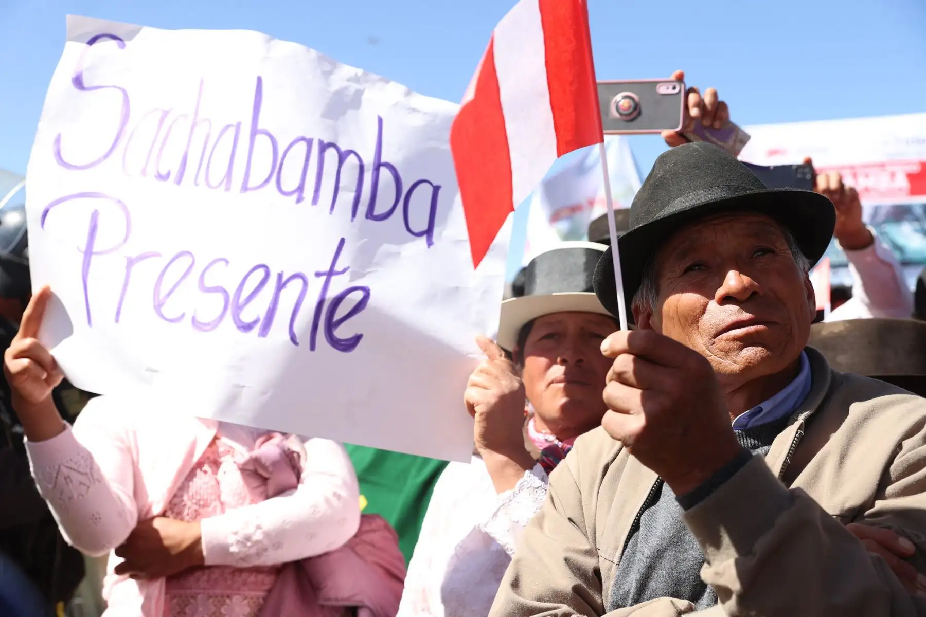 Presidenta Dina Boluarte sostuvo encuentro con agricultores de Sachabamba, en Ayacucho.
Foto: ANDINA/Prensa Presidencia