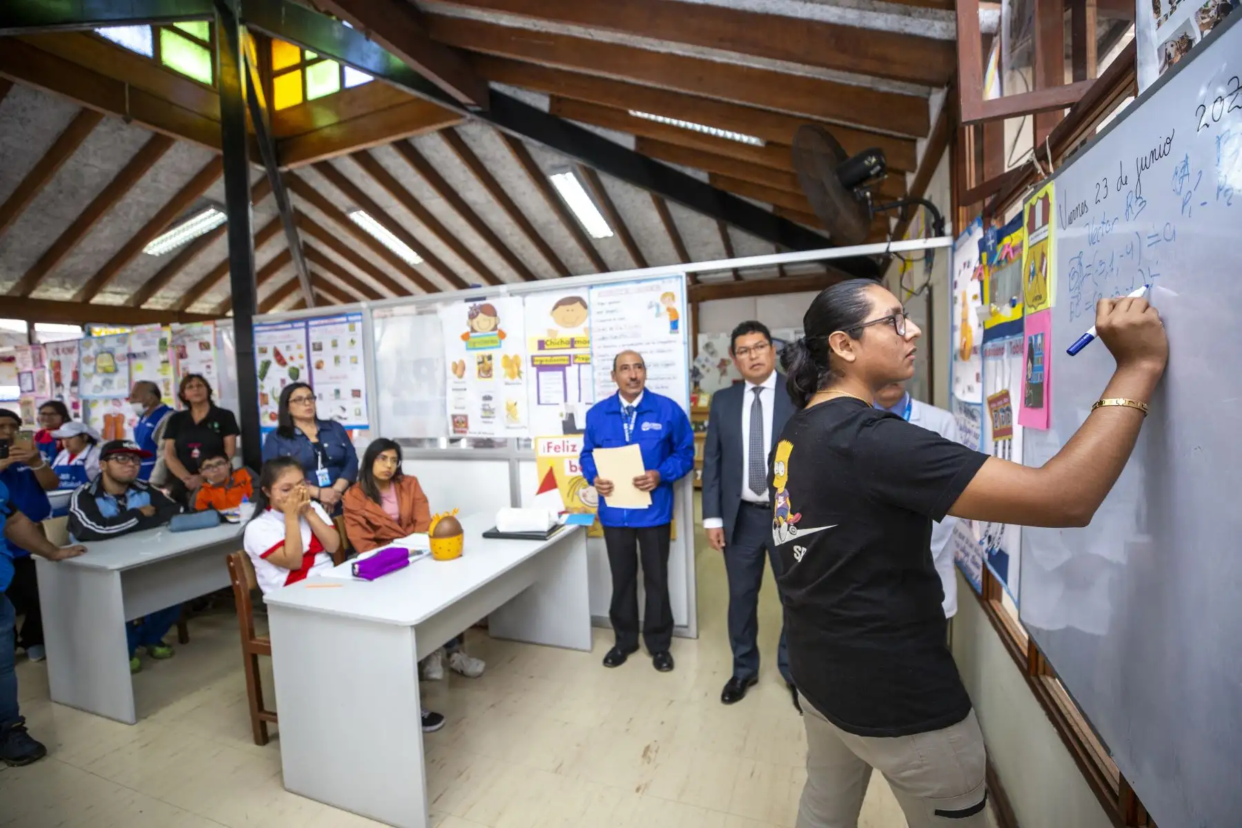 Tras la pandemia por la COVID-19, muchos cursos y talleres de los Centros de Rehabilitación Profesional y Social (CERPS) del Seguro Social de Salud (EsSalud) vienen reactivándose de manera progresiva para el beneficio de niños, adolescentes y adultos con diagnóstico de asperger, autismo, trastorno de hiperactividad con déficit de atención (TDAH) y síndrome de Down, así como diversas discapacidades físicas y sensoriales.

Foto: EsSalud