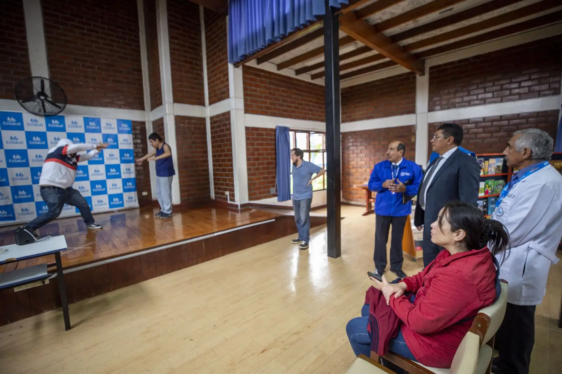 En paralelo, este 2023 EsSalud ha venido reactivando de manera progresiva sus 4 CERPS, dos de ellos ubicados en Lima, en los distritos de La Victoria y el Callao. Pero, también al interior del país, en Arequipa y Piura, beneficiando en total a más de 2800 usuarios asegurados que presentan alguna discapacidad.
Foto: EsSalud