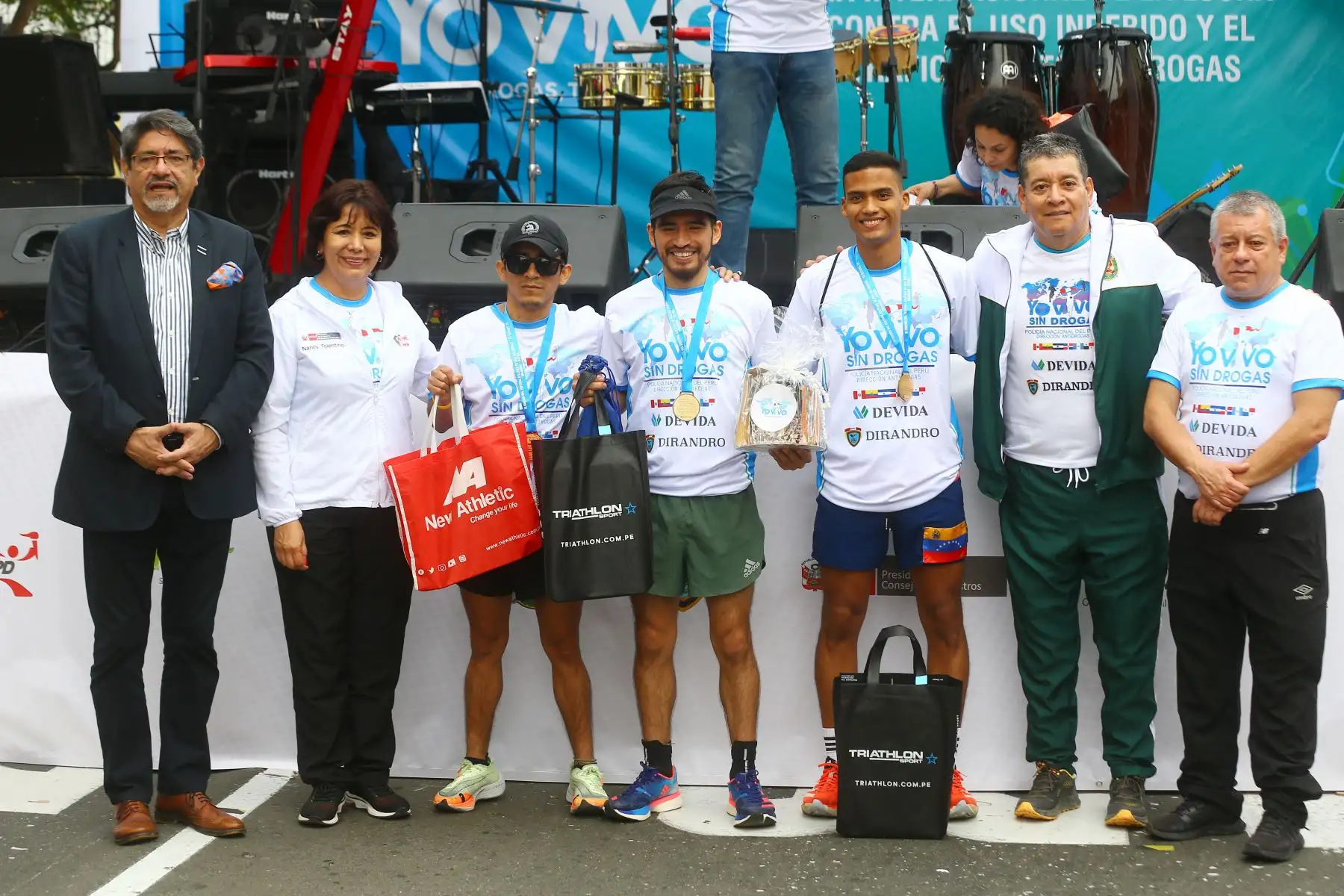 En la actividad compitieron miles de deportistas  y contó con la asistencia de la ministra de la Mujer y Poblaciones Vulnerables, Nancy Tolentino; del presidente de la Comisión Nacional para el Desarrollo y Vida sin Drogas (Devida), Carlos Figueroa; del alcalde de la Municipalidad Distrital de Miraflores, Carlos Canales, y de representantes de la Municipalidad Metropolitana de Lima. 
Foto: ANDINA/Eddy Ramos