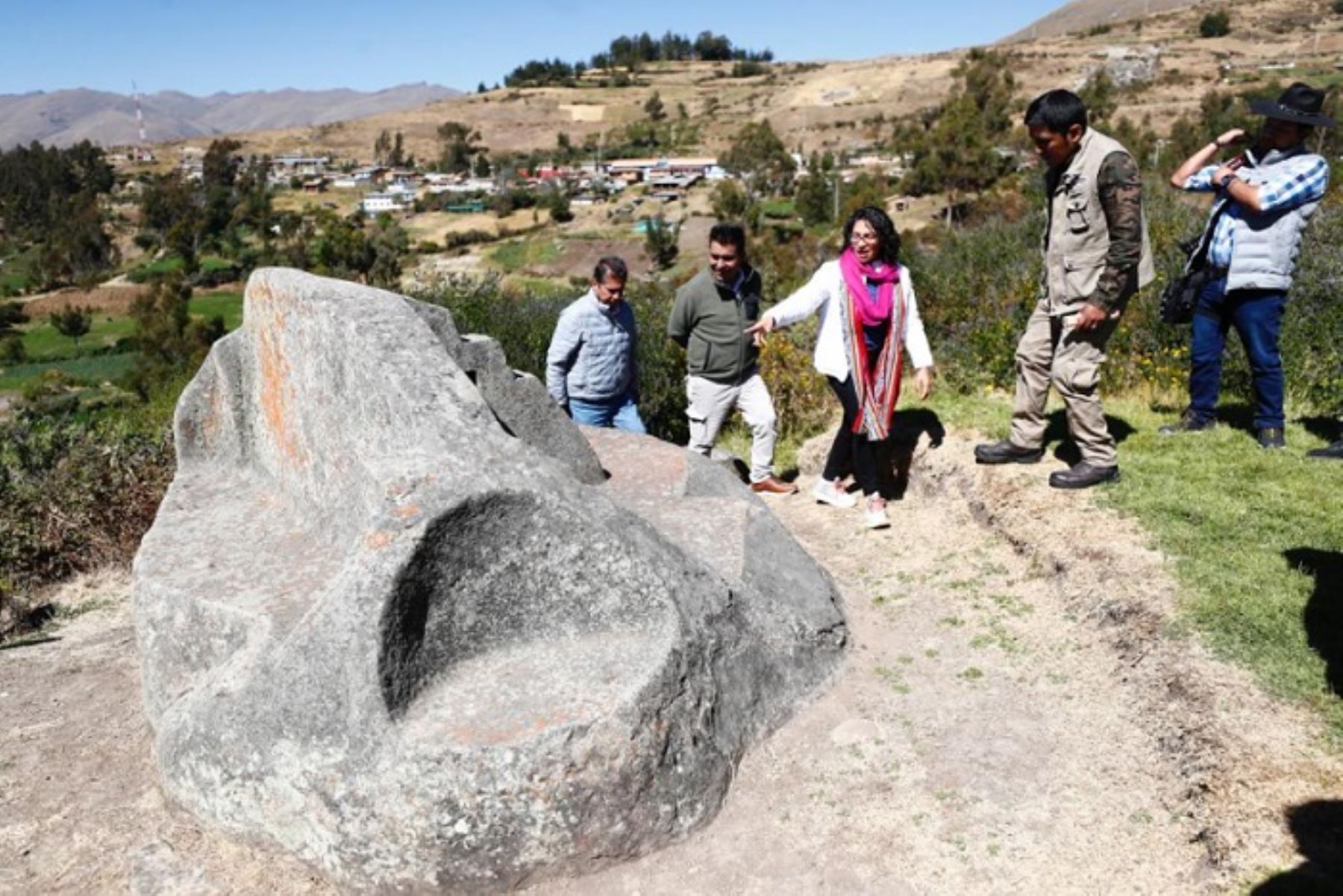 Ministra de Cultura destacó que su sector cuenta con  33 patrimonios inmateriales declarados y muchos sitios arqueológicos por descubrir y poner en valor en la región Apurímac.