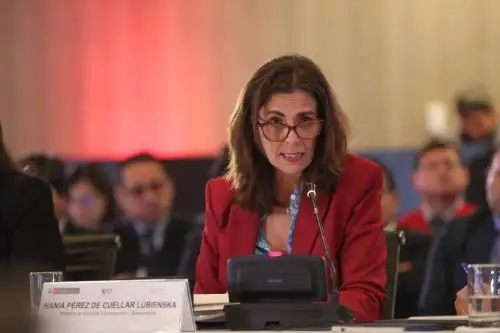Ministra Hania Pérez de Cuéllar (MVCS) dio detalle sobre el plan sectorial para enfretar al fenómeno de El Niño Global. Foto: MVCS/Difusión.