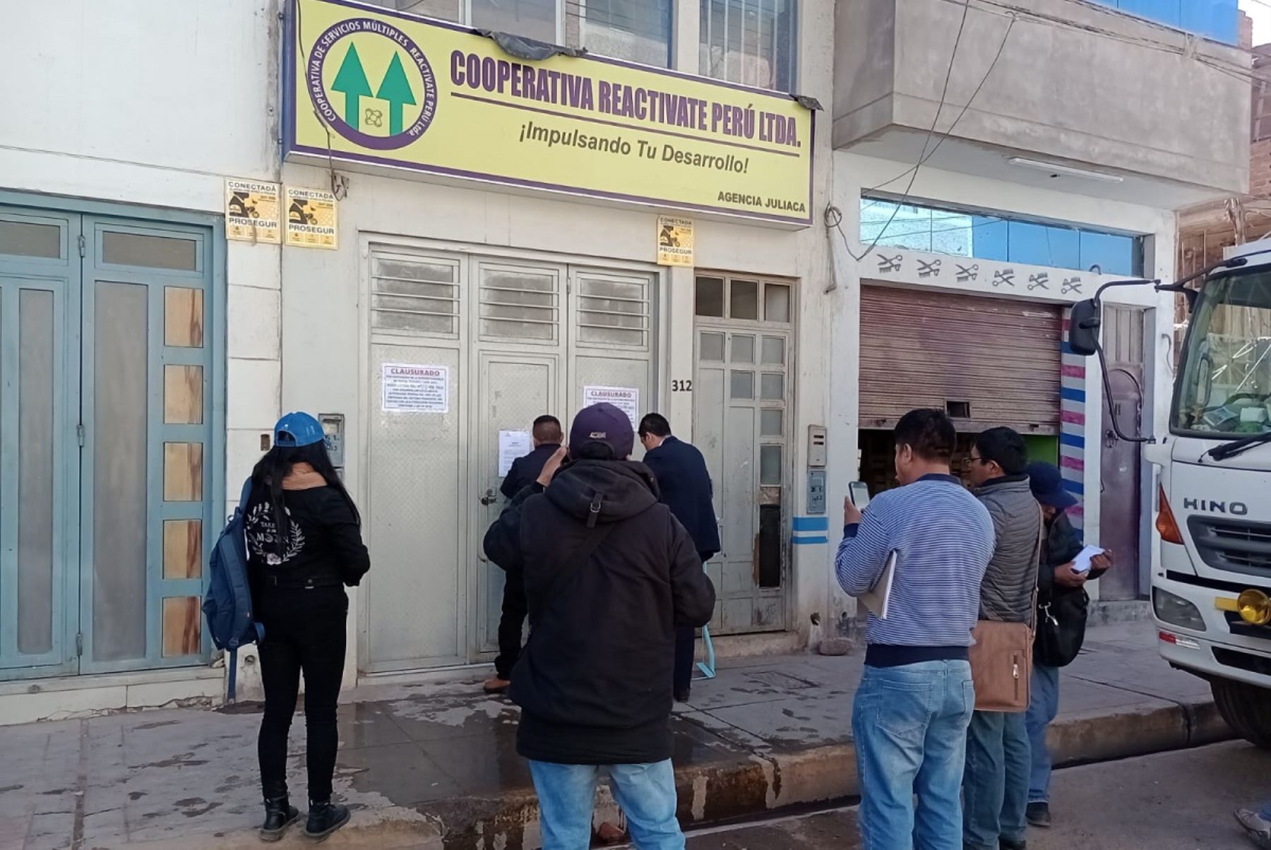 Clausura de agencia de intermediación financiera informal en Juliaca, Puno. Foto: Cortesía.