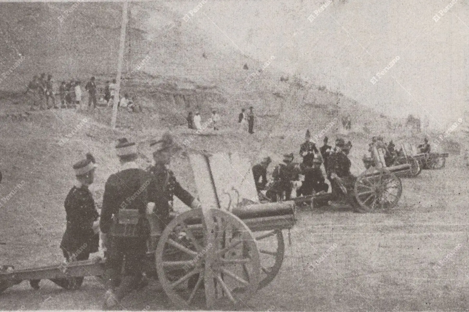 Lima - 29 junio 1923 / Batería del Ejército que hizo la salva de los 101 cañonazos en Chorrillos durante el homenaje el patriota José Olaya Balandra.  Foto: Revista Mundial / Cendoc Editora Perú