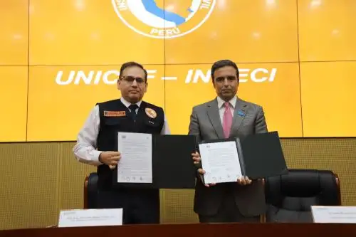 Indeci y Unicef firman convenio. ANDINA/ Indeci.