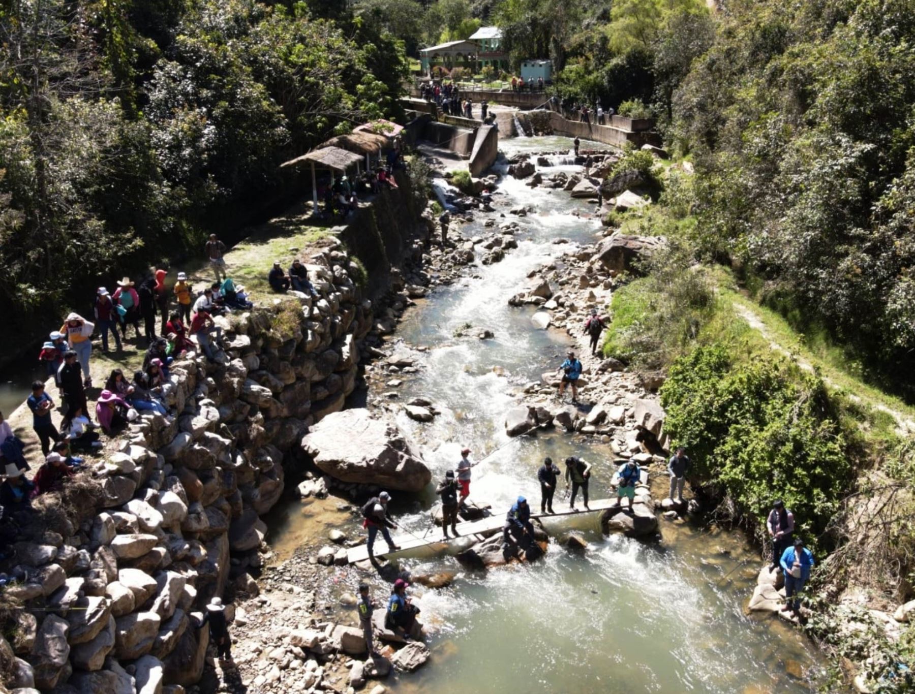 El distrito de Namora, en Cajamarca, quiere aprovechar el feriado largo para atraer turistas y por ese motivo ha organizado un concurso de pesca de trucha arcoíris. Foto: ANDINA/difusión.