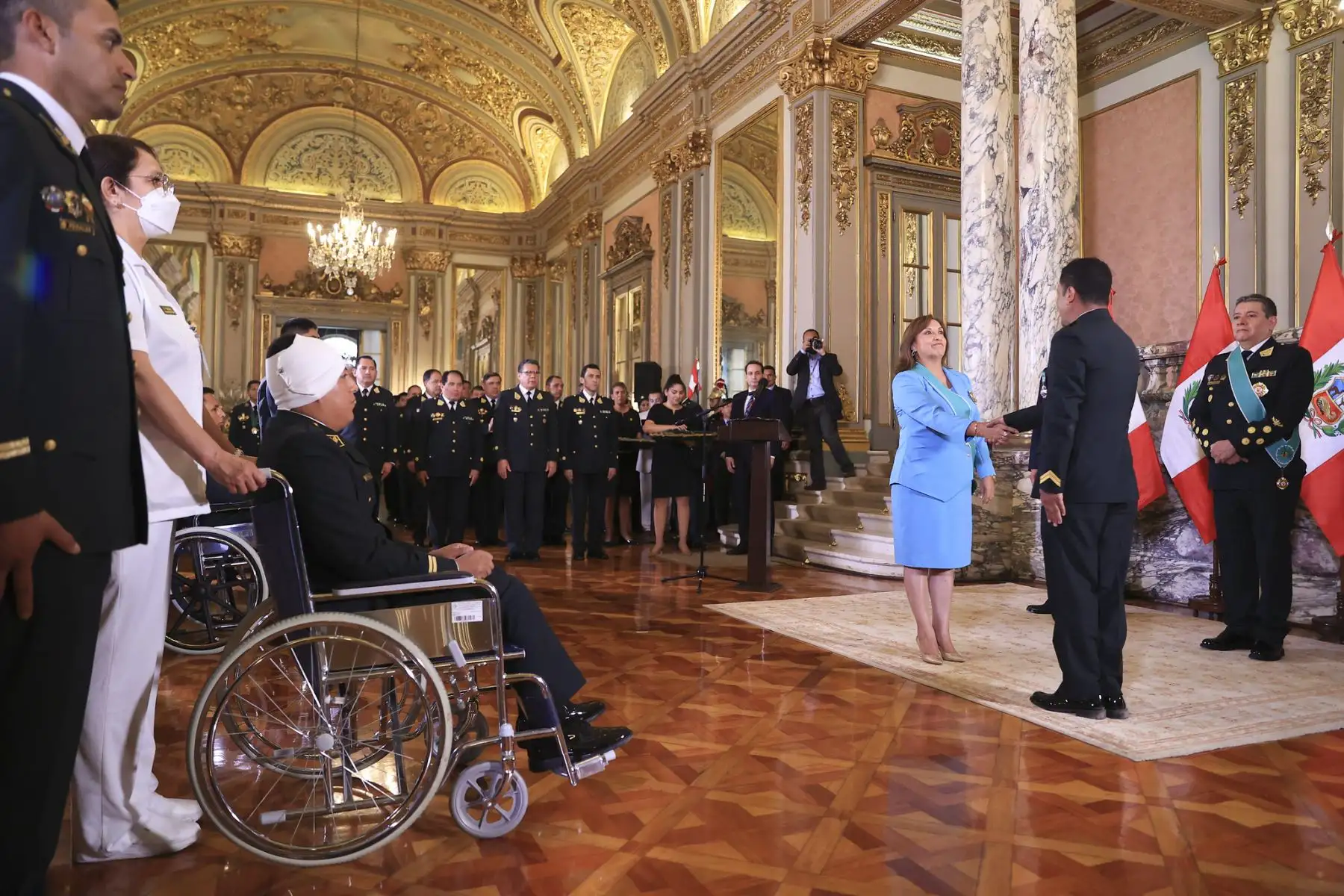 Presidenta de la república, Dina Boluarte condecoró y reconoció por las diferentes acciones meritorias e intervenciones policiales a valerosos policías del Perú.
Foto: ANDINA/Presidencia Perú