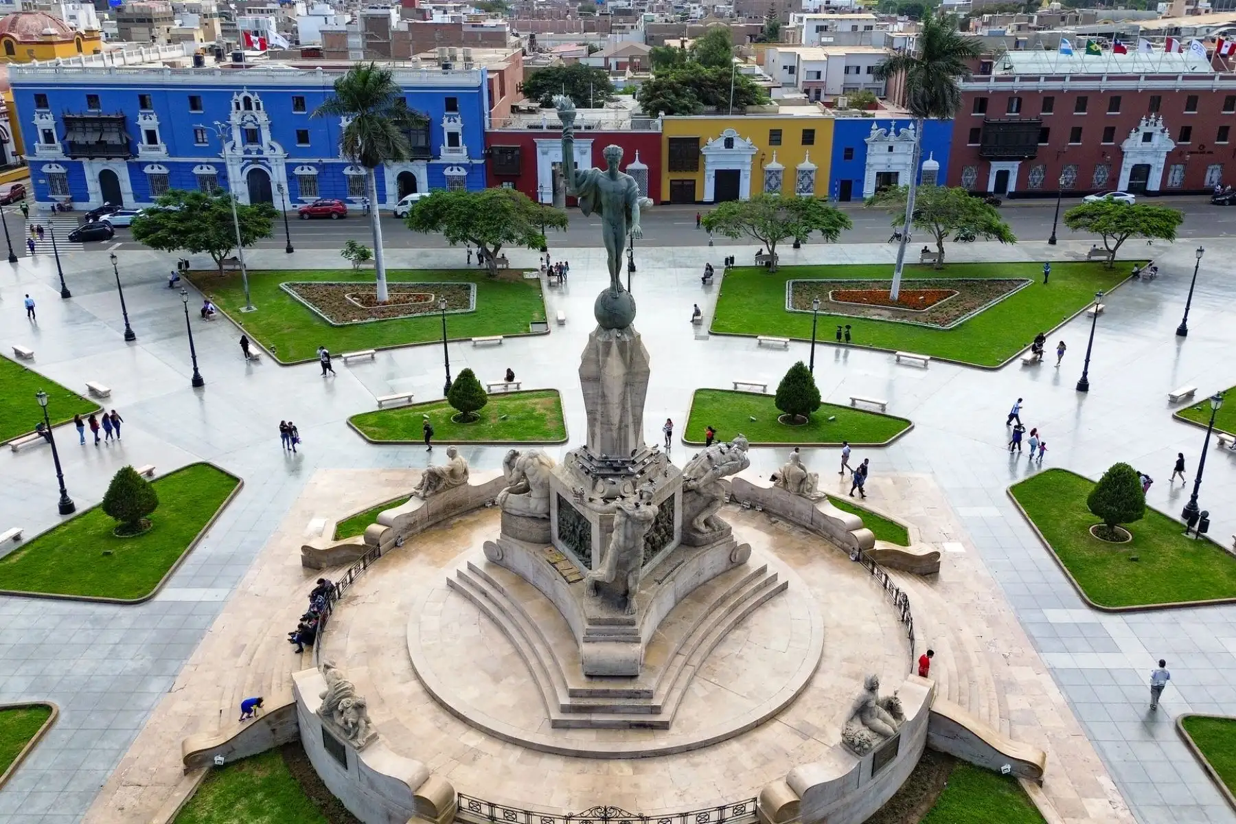 Desde Trujillo, premier Otárola garantizó que la obra emblemática será una realidad.
Foto: ANDINA/PCM