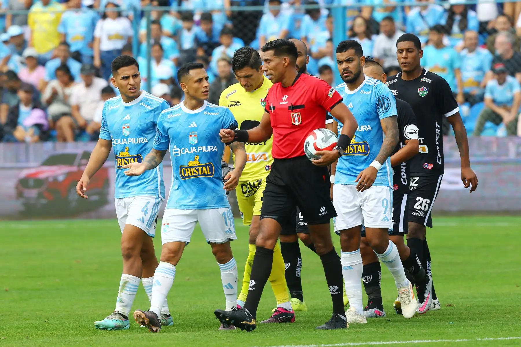 Sporting Cristal enfrenta al Unión Comercio en el estadio Alberto Gallardo por la segunda fecha del torneo clausura 
Foto: ANDINA/Eddy Ramos