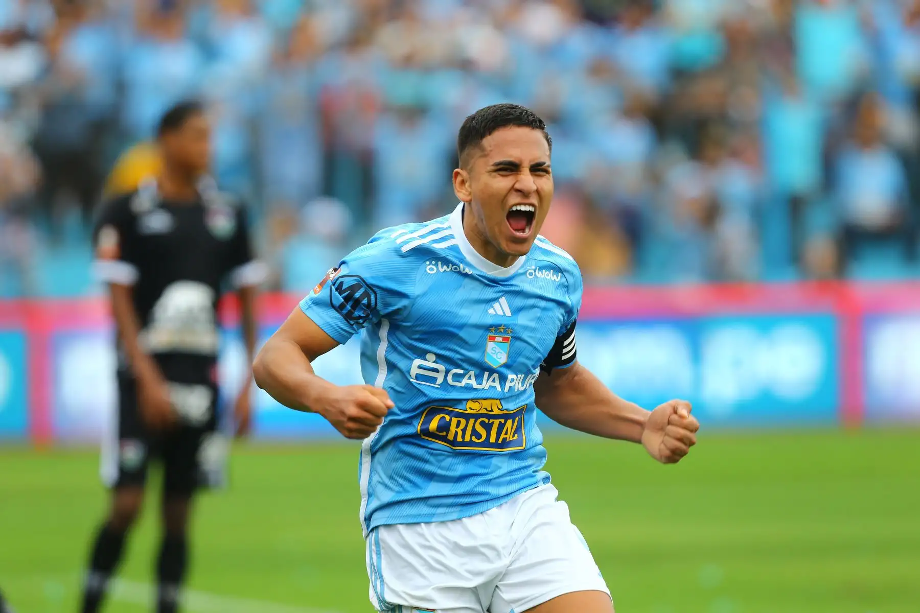 Gianfranco Chávez  de Sporting Cristal celebra gol al enfrentar al Unión Comercio en el estadio Alberto Gallardo por la segunda fecha del torneo clausura 
Foto: ANDINA/Eddy Ramos