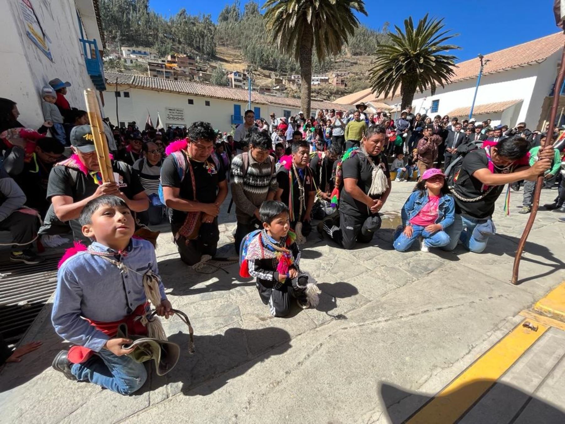 Con peregrinaje y misas, Paucartambo inicia las actividades festivas en honor a la Virgen del Carmen, patrona de esa ciudad ubicada en Cusco. ANDINA/Percy Hurtado Santillán