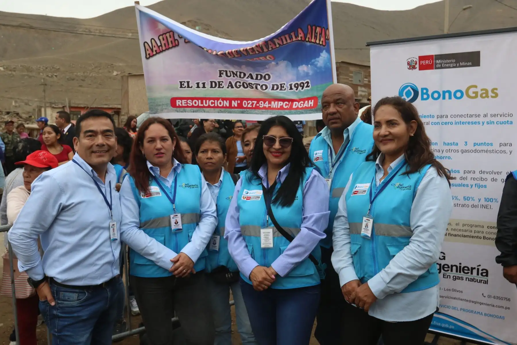 El ministro de Energía y Minas, Óscar Vera Gargurevich participa en la inauguración del primer proyecto de construcción de redes de gas natural con recursos del plan "Con Punche Perú" en el AA.HH Las Lomas de Ventanilla Alta. FOTO:ANDINA/Hector Vinces.