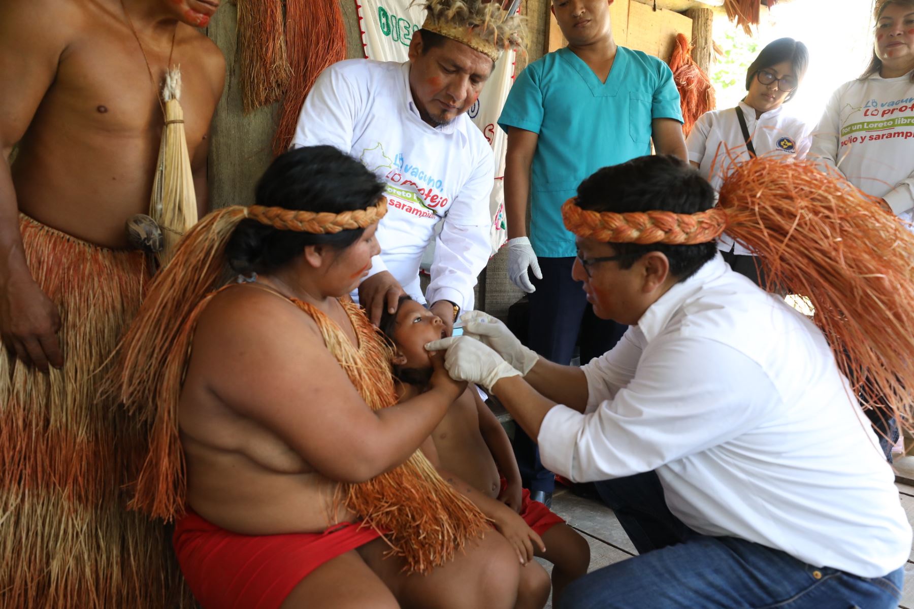 El ministro de Salud, César Vásquez, se trasladó a la comunidad nativa Nueva Vida, de la etnia yahuas, en la región Loreto. Foto: ANDINA/Minsa