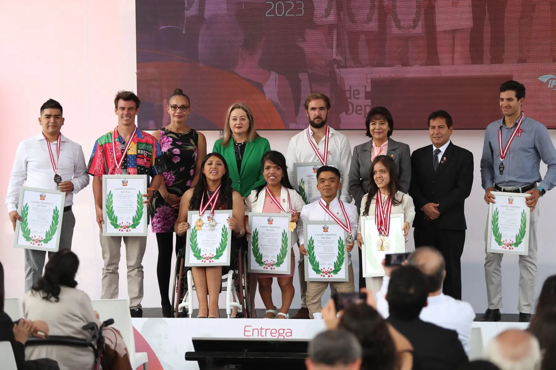 Deportistas y paradeportistas de alta competencia recibieron los Laureles Deportivos del Perú 2023 debido a sus importantes logros en sus respectivas disciplinas. Foto: ANDINA/Daniel Bracamonte
