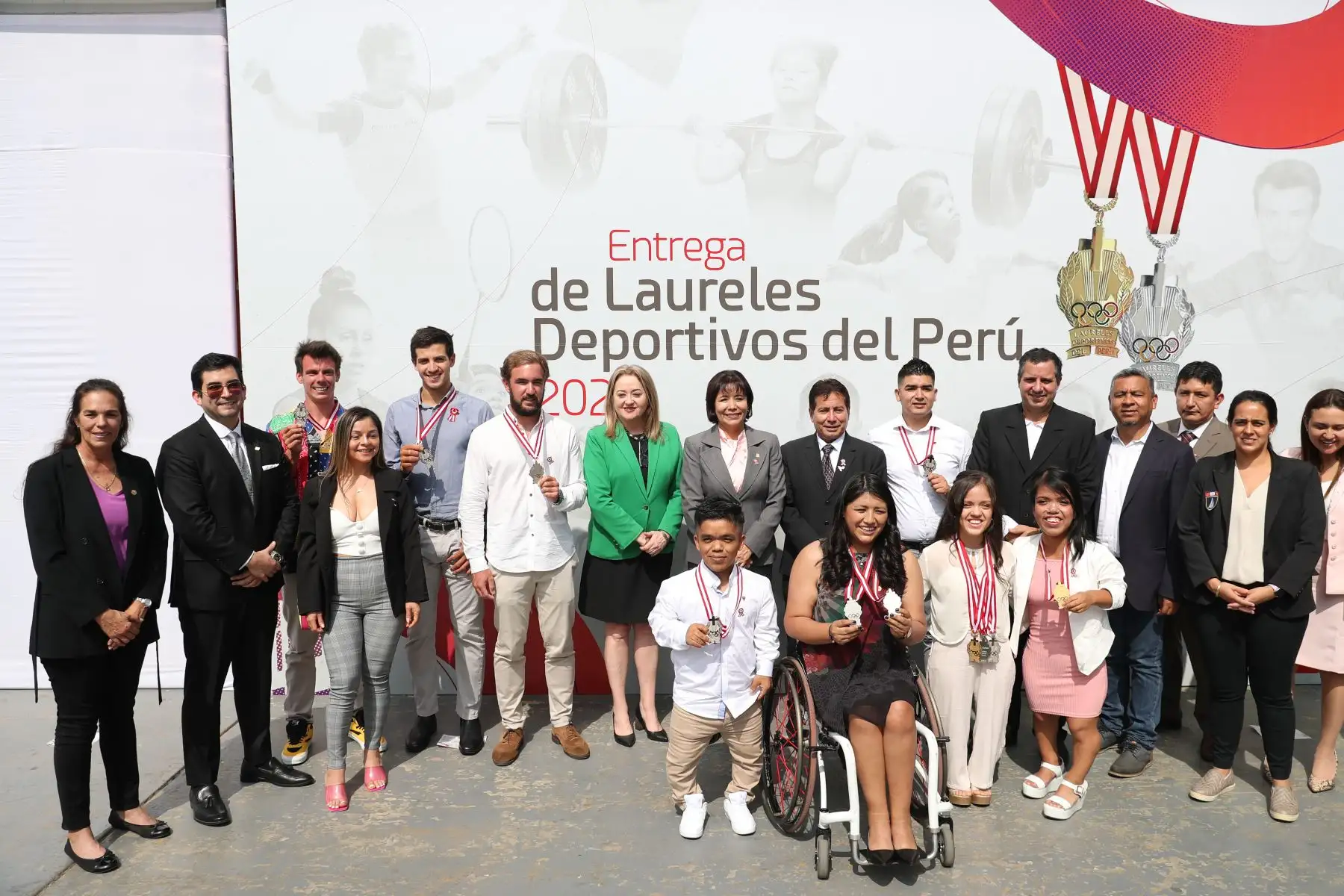 Deportistas y paradeportistas de alta competencia recibieron los Laureles Deportivos del Perú 2023 debido a sus importantes logros en sus respectivas disciplinas. Foto: ANDINA/Daniel Bracamonte