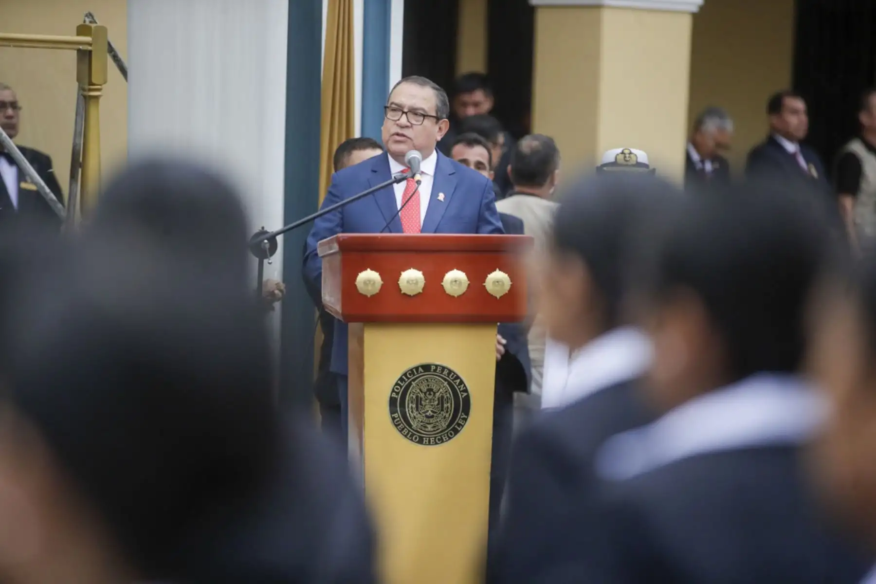 La gran labor de la Dirección Contra el Terrorismo permitió desarticular gran parte los “aparatos” de la organización terrorista Sendero Luminoso, logrando las capturas de su máximo cabecilla Abimael Guzmán en 1992 y de importantes mandos subversivos.

Foto: ANDINA/Juan Carlos Guzmán Negrini