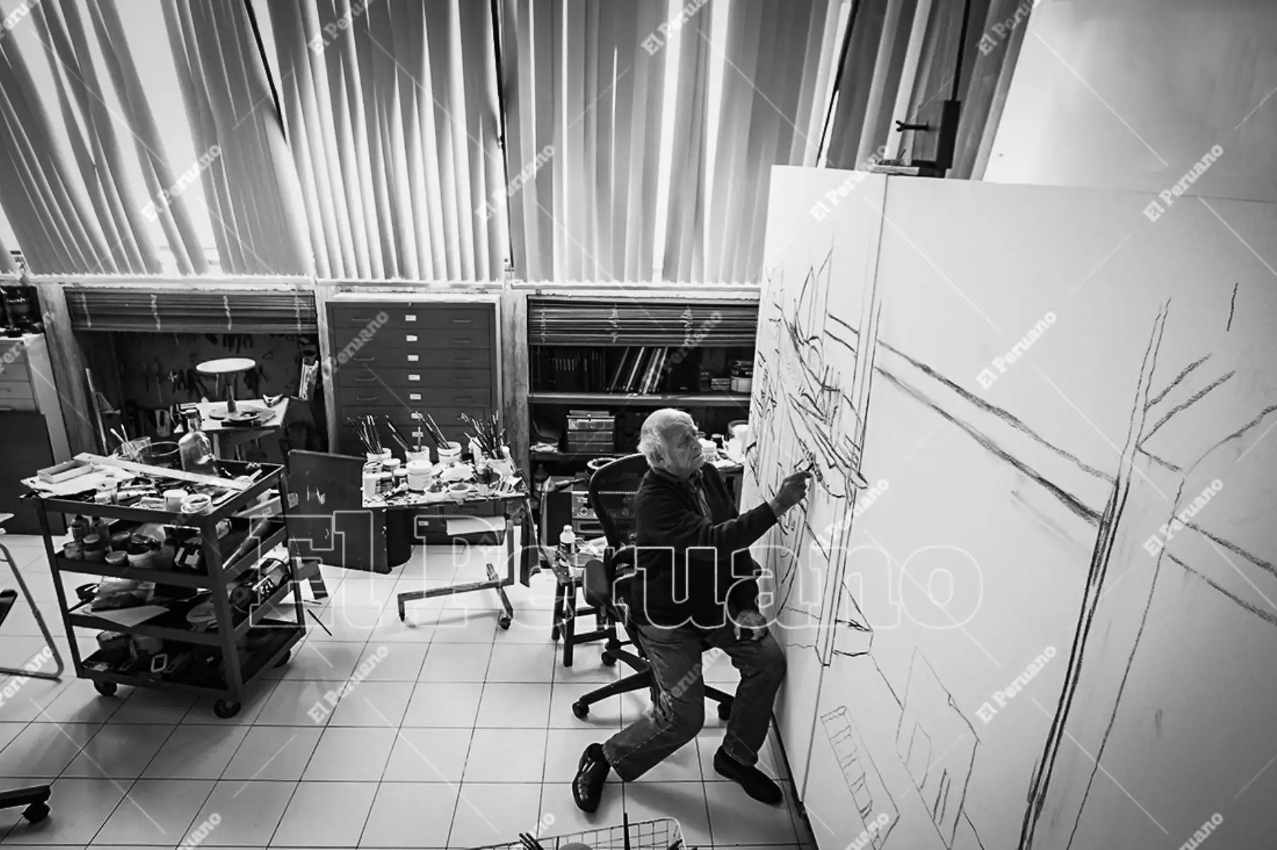 Lima - 11 julio 2011 / Pintor Fernando de Zsyszlo. El suyo era un universo abstracto, bello, misterioso proyectados en telas de grandes formatos. Foto: Diario Oficial El Peruano / Carlos Lezama