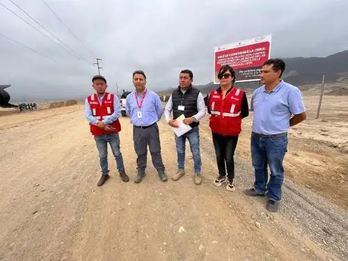 Con apoyo de la Policía Nacional, autoridades de La Libertad recuperan terrenos que pertenecieron al Proyecto Chavimochic invadidos en la quebrada El León.