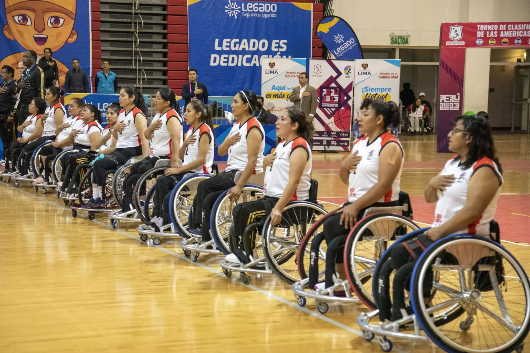 Este jueves, Perú chocará con Bolivia y un día después se medirá ante Argentina, con el objetivo de sellar su clasificación en este torneo organizado por la Federación Deportiva Nacional de Personas con Discapacidad Física con apoyo de Legado, que una vez más pone a disposición un recinto de talla internacional para acoger a deportistas con discapacidad.
Foto: ANDINA/Legado