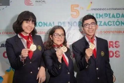 Tres estudiantes de cuarto grado de secundaria del Colegio de Alto Rendimiento (COAR) de Lambayeque representarán al Perú en la 18° edición de la Olimpiada Internacional de Normalización que se realizará en agosto próximo en Corea del Sur con la participación de escolares de 15 países.