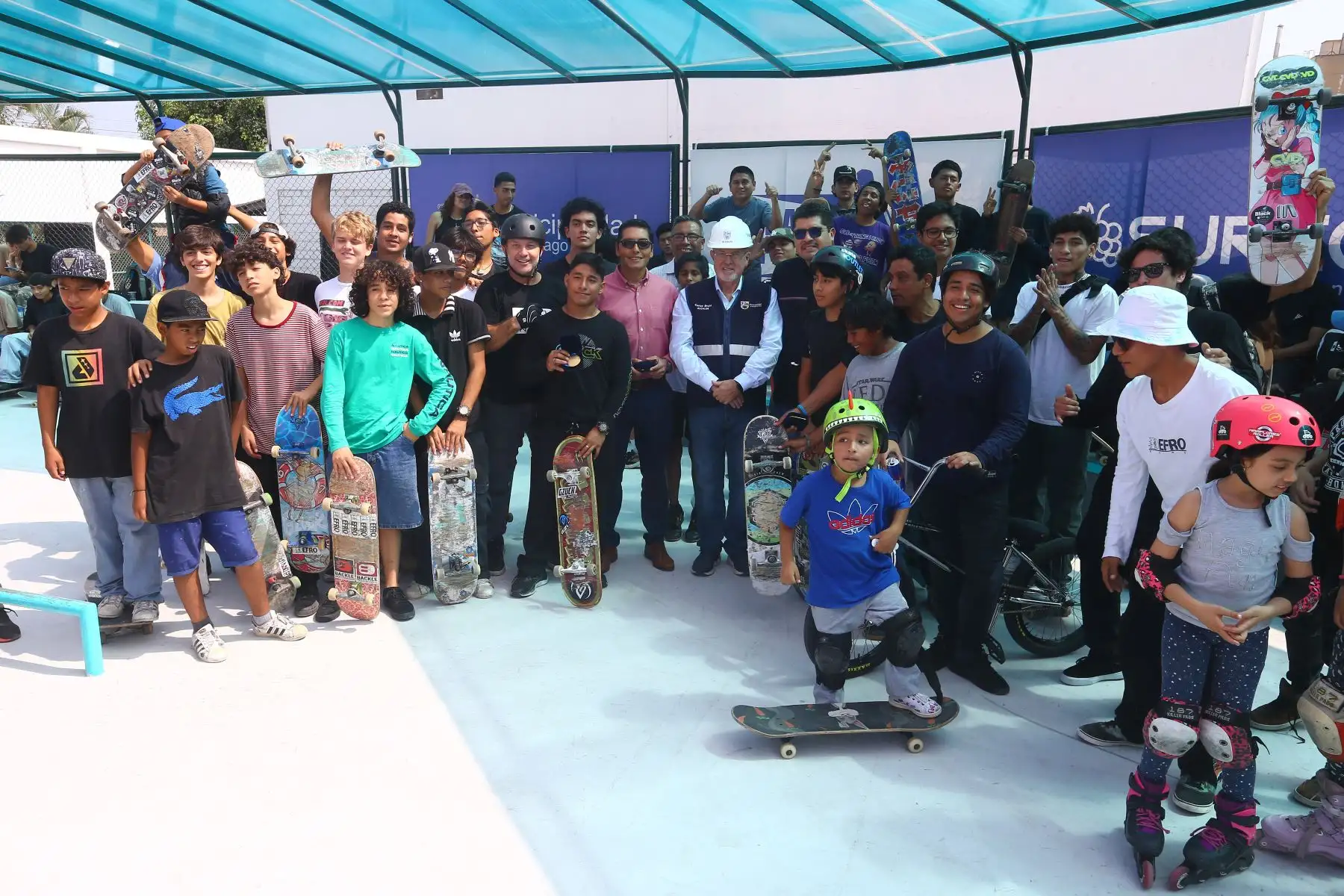 El alcalde de Surco, Carlos Bruce inaugura Polideportivo donde se encuentra el Circuito de Skate Park diseñado para altas competencias.
Foto: ANDINA/ Eddy Ramos