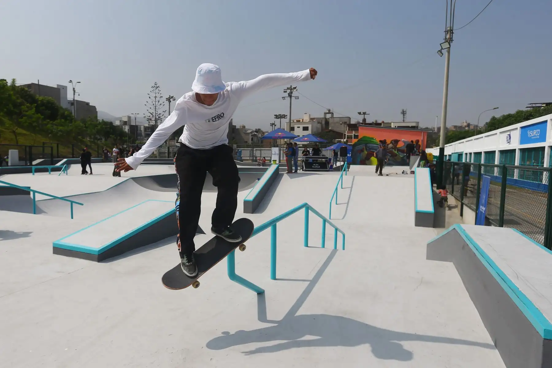 El alcalde de Surco, Carlos Bruce inaugura Polideportivo donde se encuentra el Circuito de Skate Park diseñado para altas competencias.
Foto: ANDINA/ Eddy Ramos
