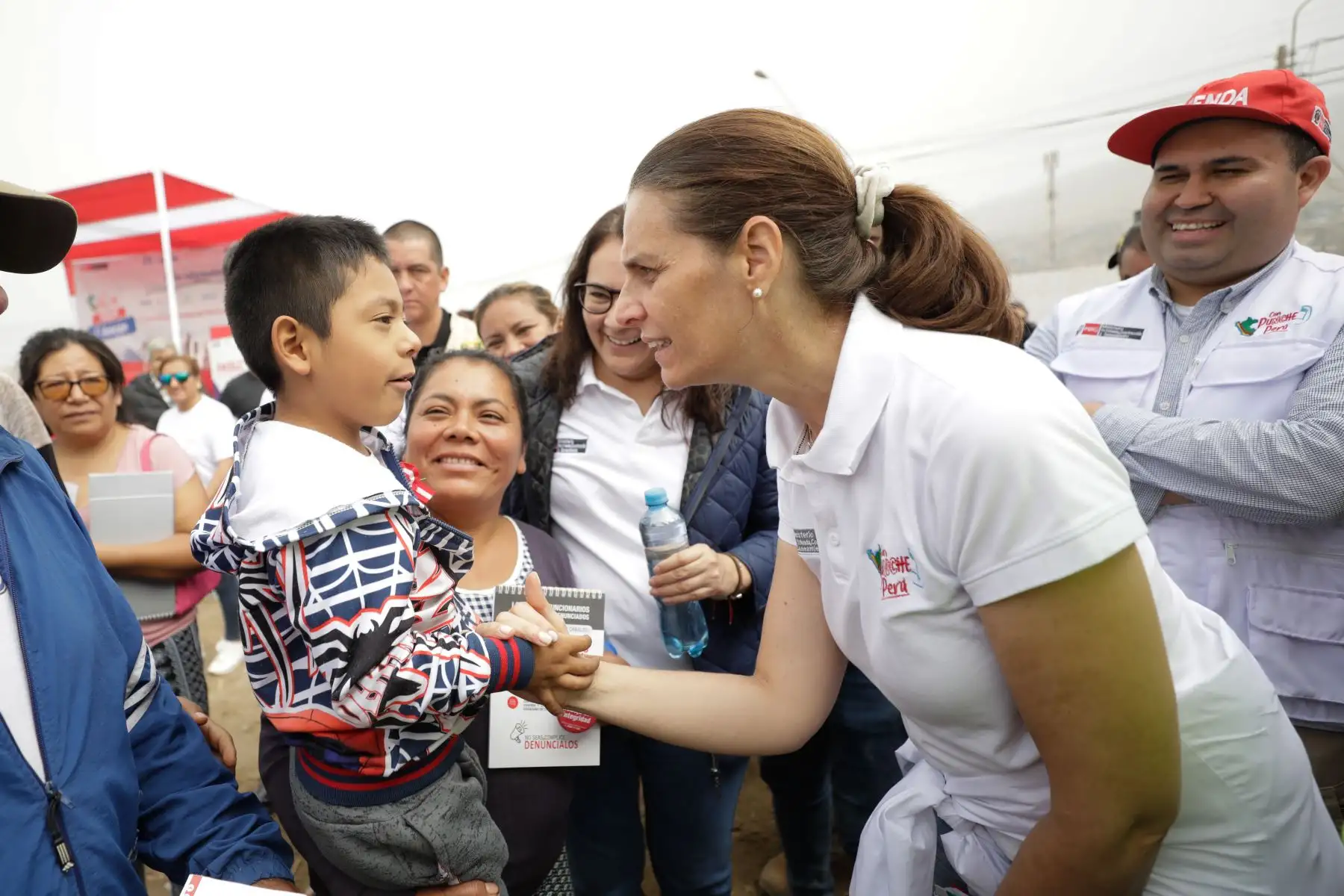 Hania Pérez de Cuéllar, Ministra de Vivienda lidera feria informativa Con Punche Vivienda en Ancón.
Foto: Vivienda