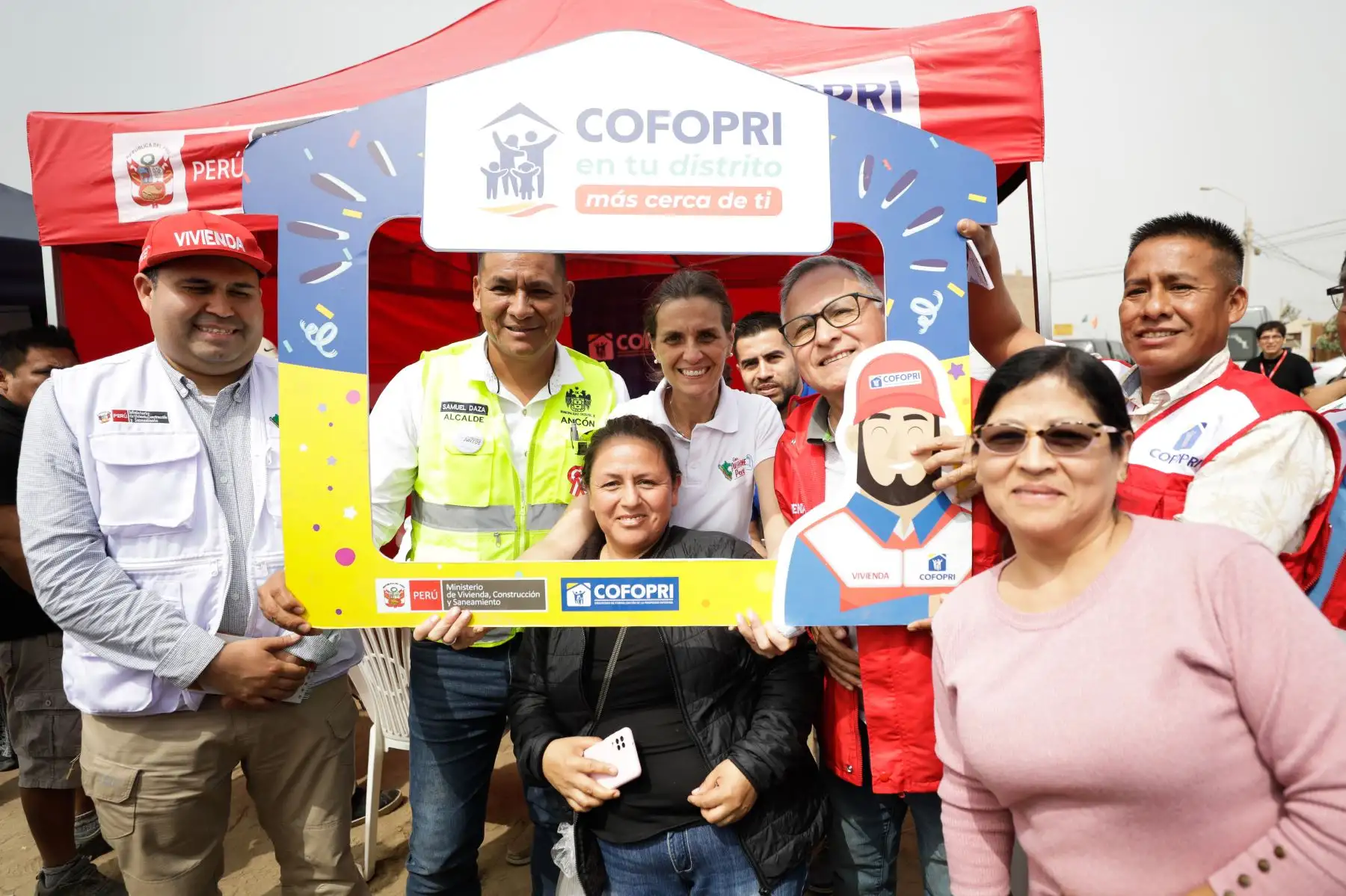 Hania Pérez de Cuéllar, Ministra de Vivienda lidera feria informativa Con Punche Vivienda en Ancón.
Foto: Vivienda